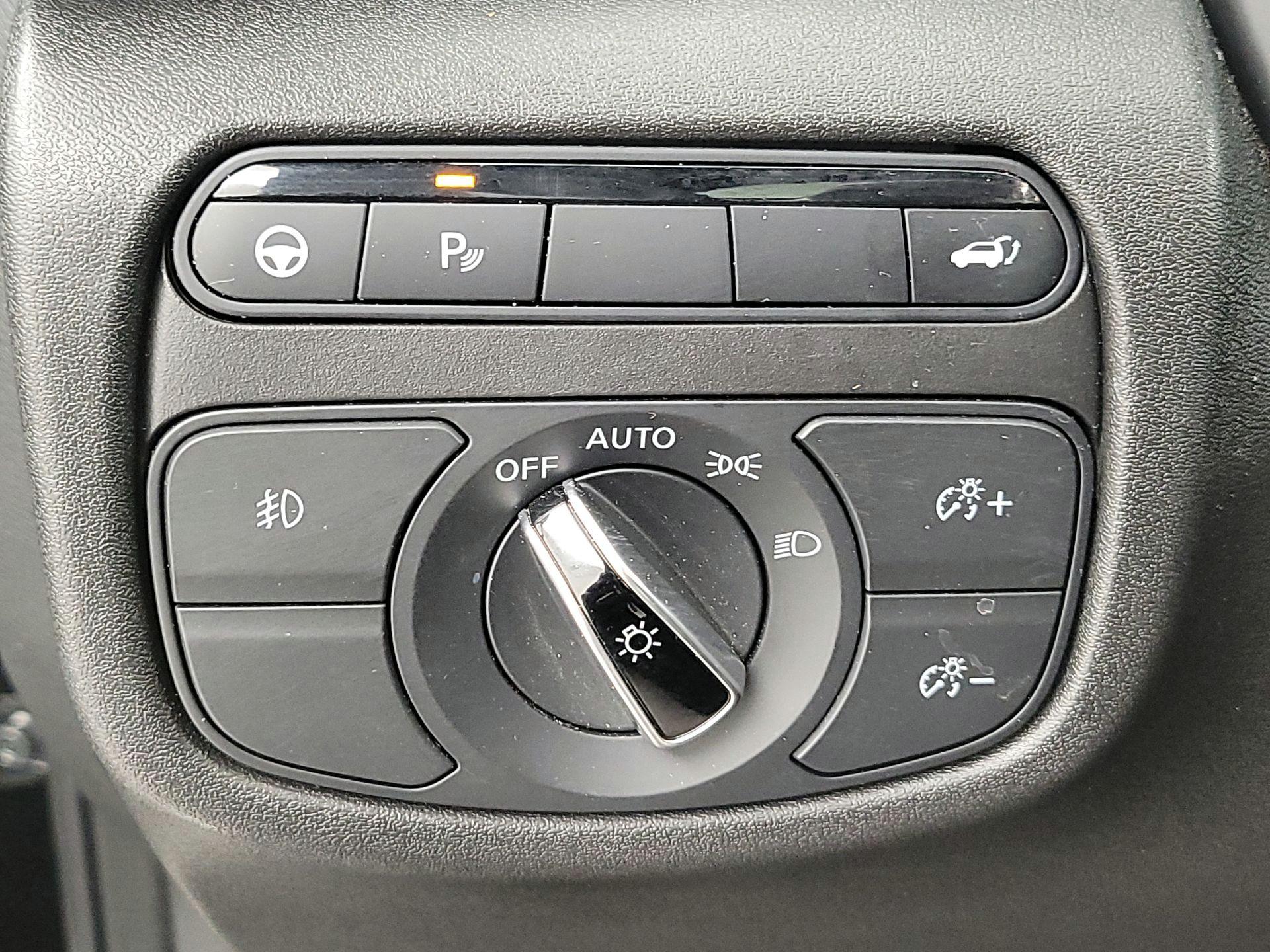 Thumbnail: 2023 INFINITI QX55 - 13