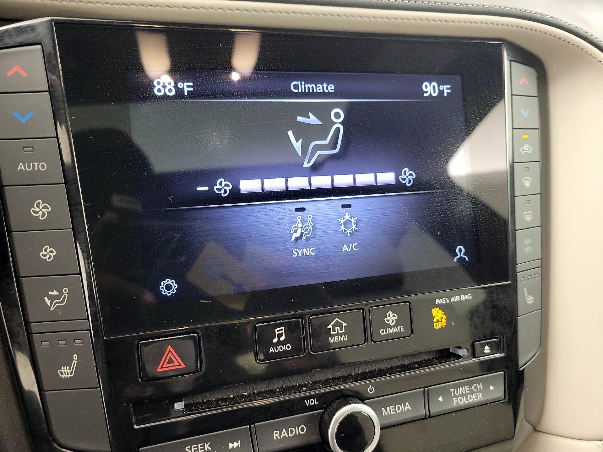 Thumbnail: 2023 INFINITI QX55 - 16