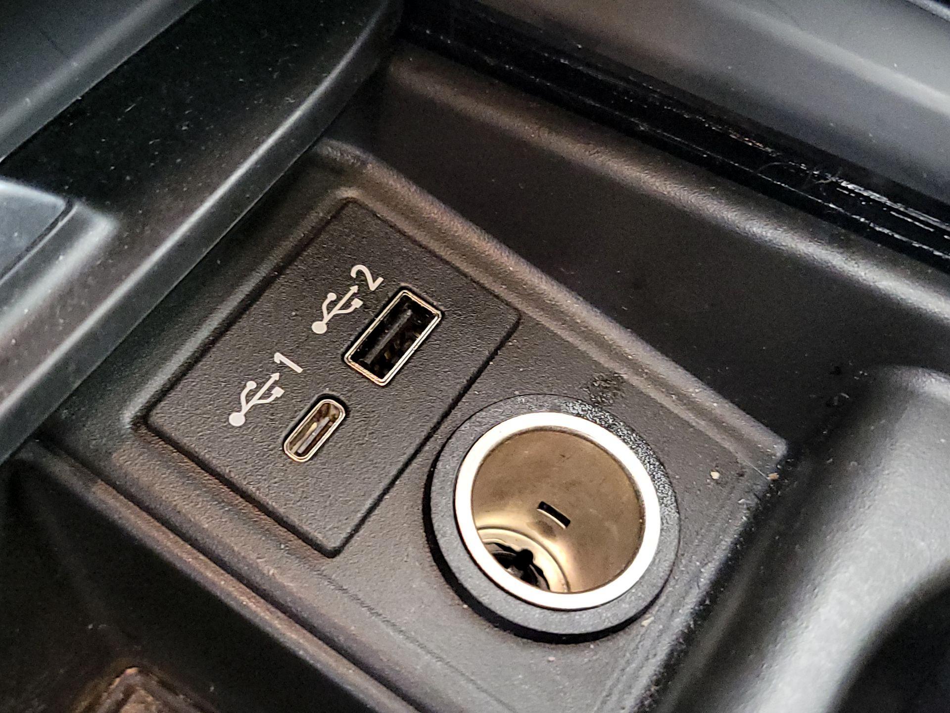 Thumbnail: 2023 INFINITI QX55 - 18