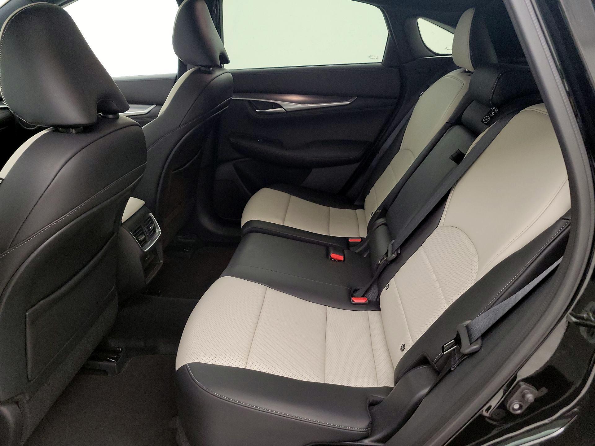 Thumbnail: 2023 INFINITI QX55 - 20