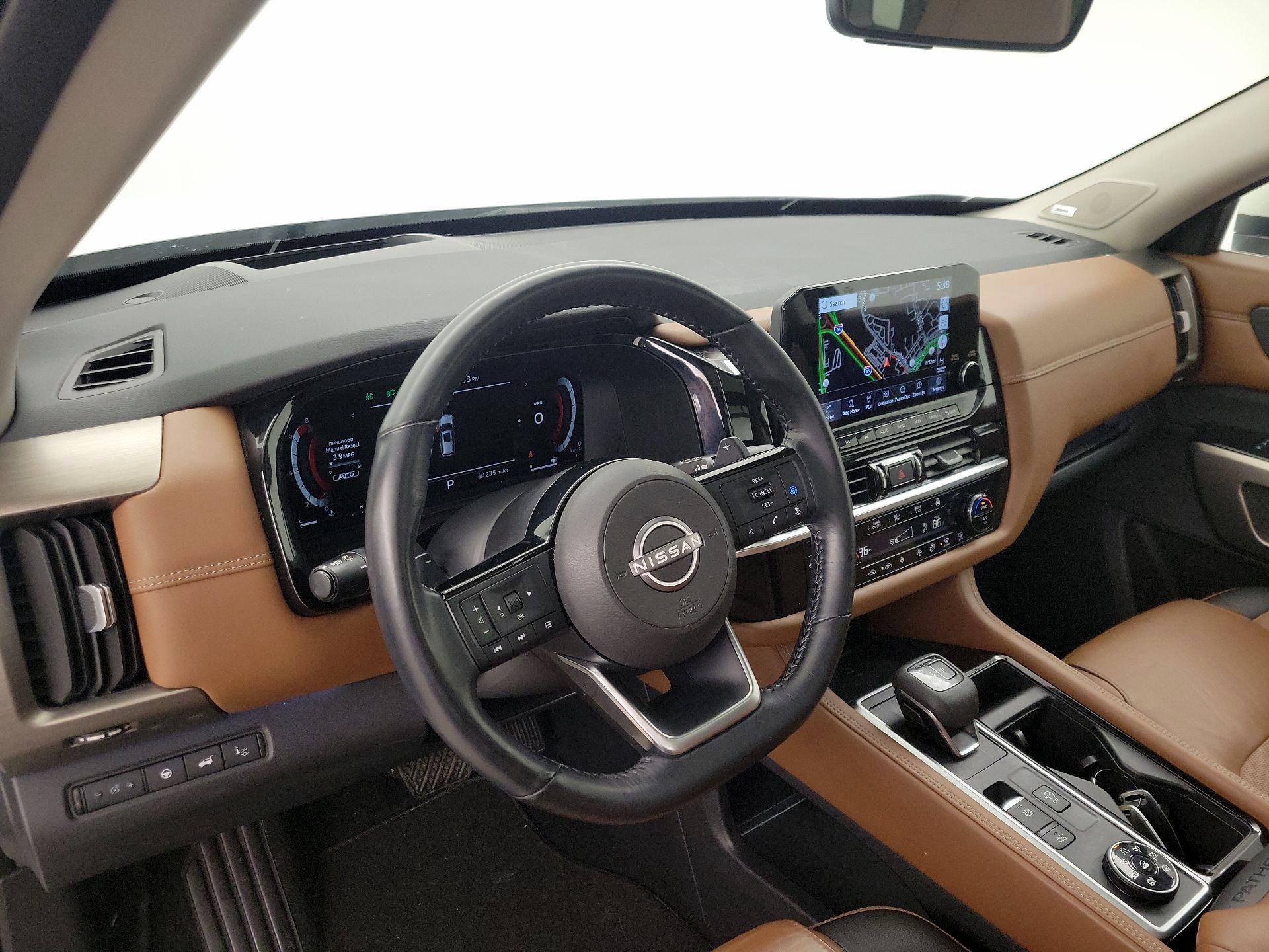 Thumbnail: 2023 Nissan Pathfinder - 9