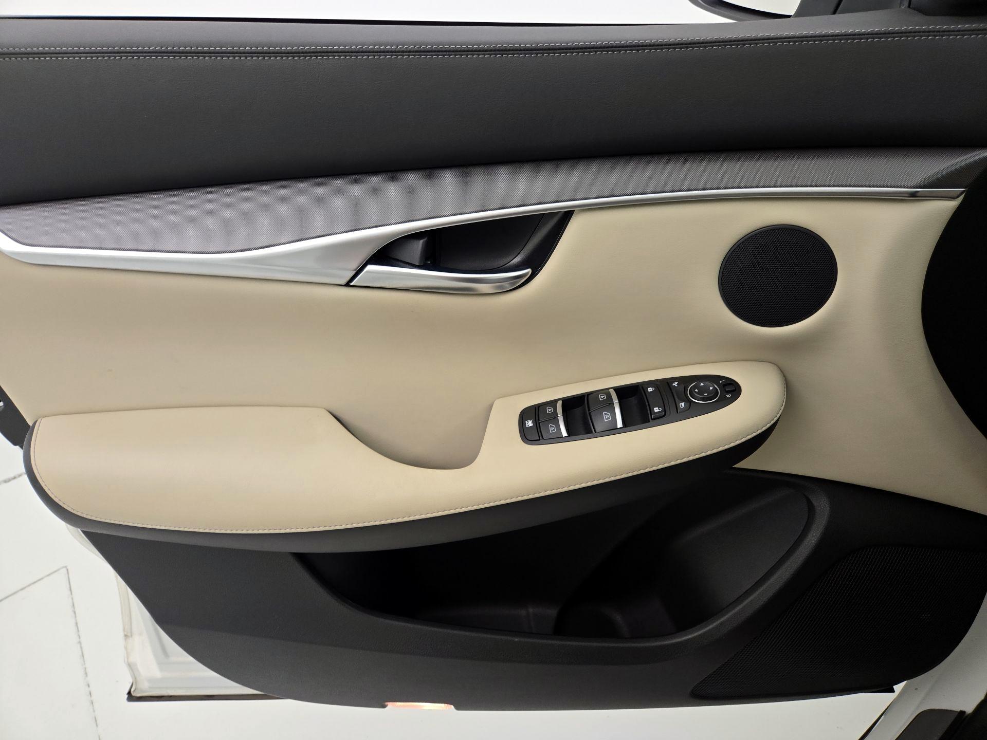 Thumbnail: 2022 INFINITI QX50 - 12