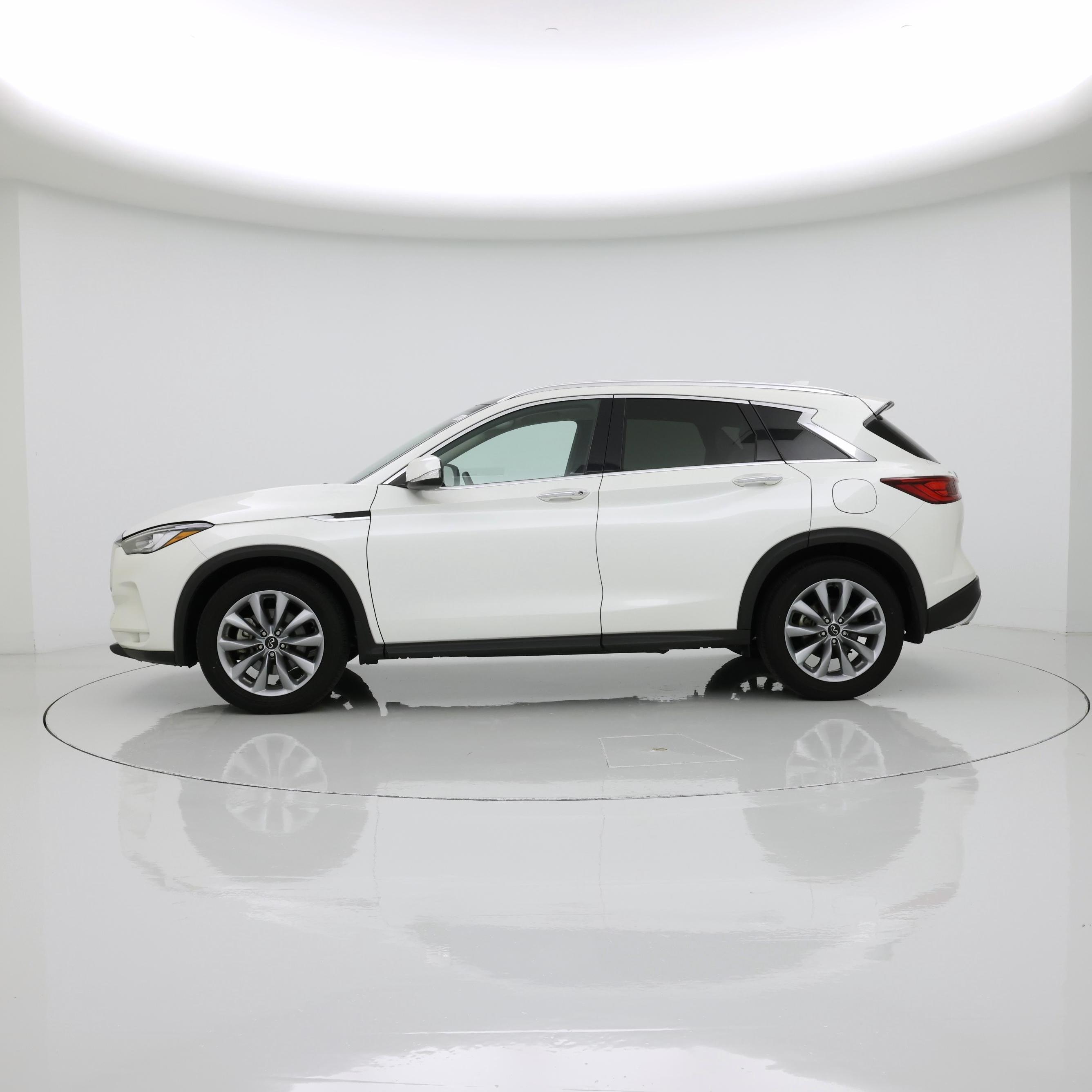 Thumbnail: 2022 INFINITI QX50 - 3