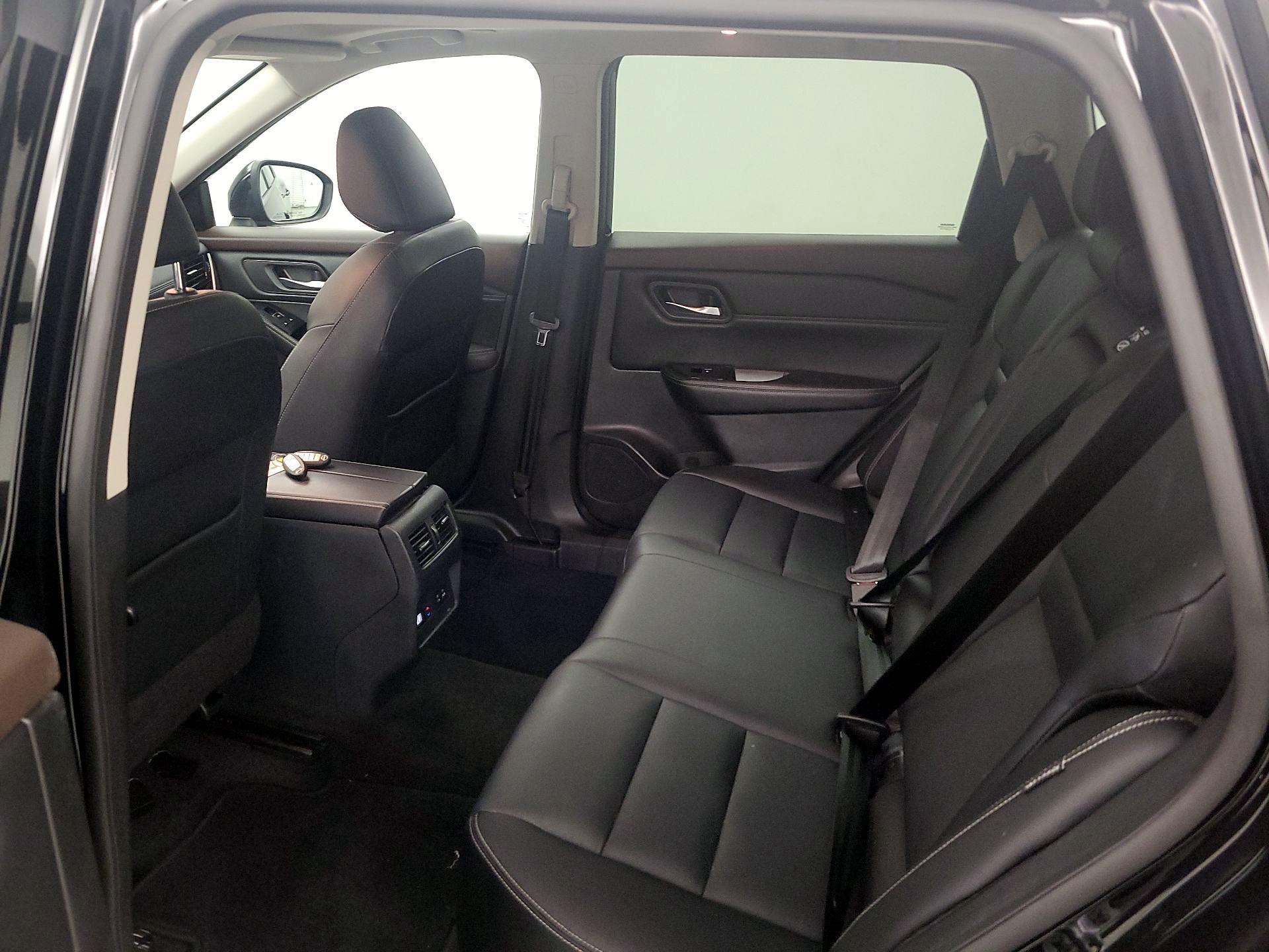 Thumbnail: 2022 Nissan Rogue - 20