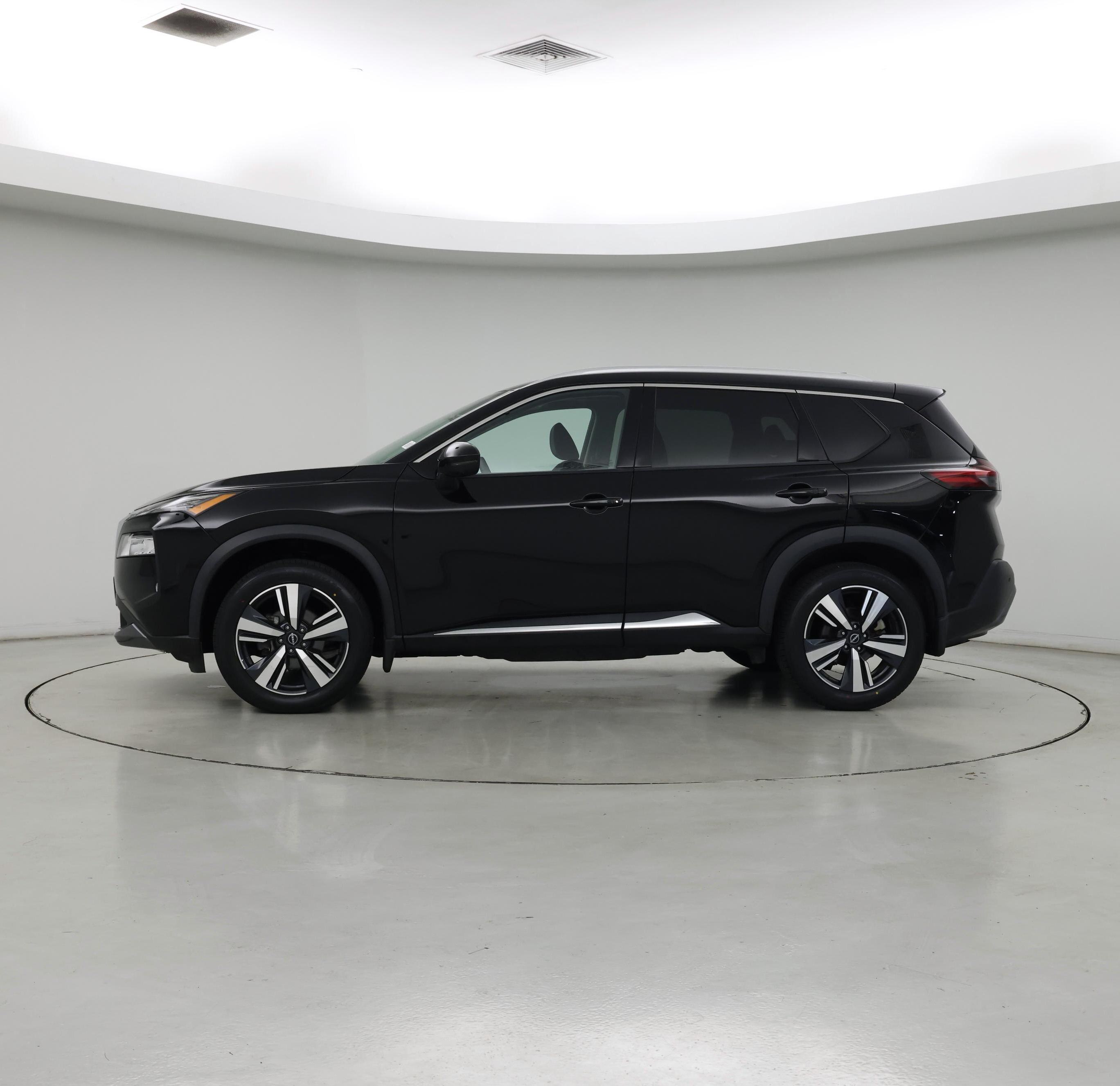 Thumbnail: 2022 Nissan Rogue - 3