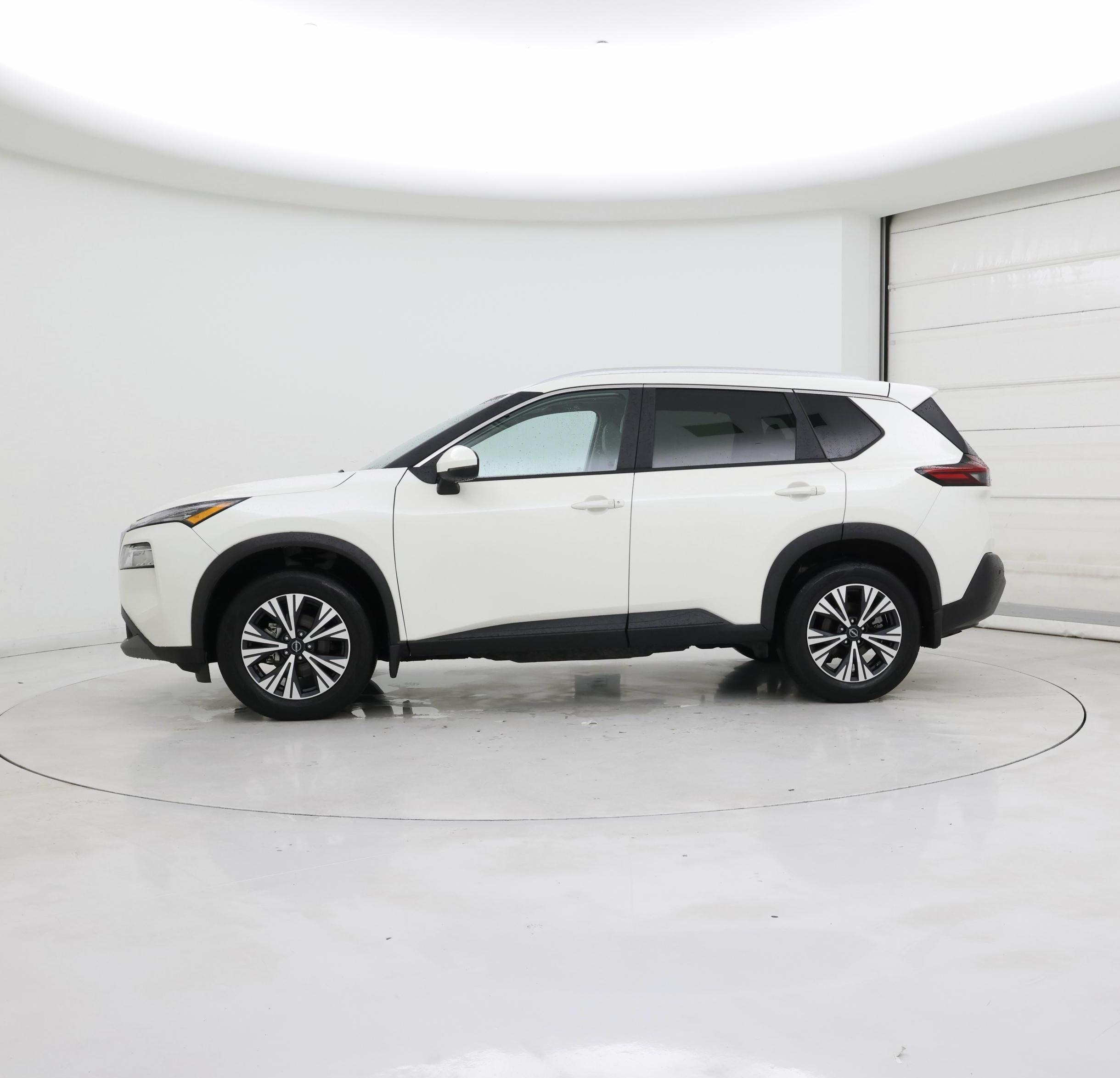 Thumbnail: 2023 Nissan Rogue - 3