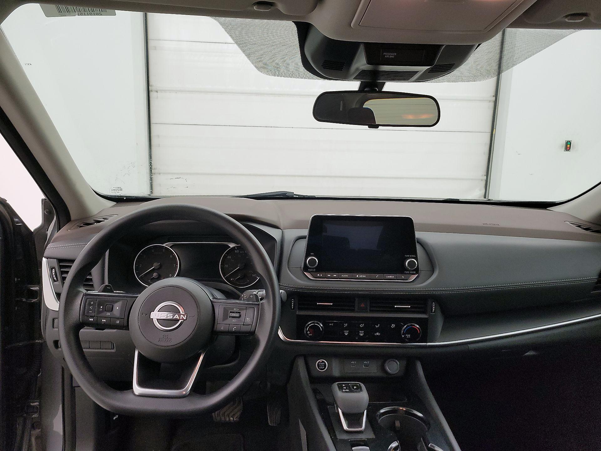 Thumbnail: 2023 Nissan Rogue - 9