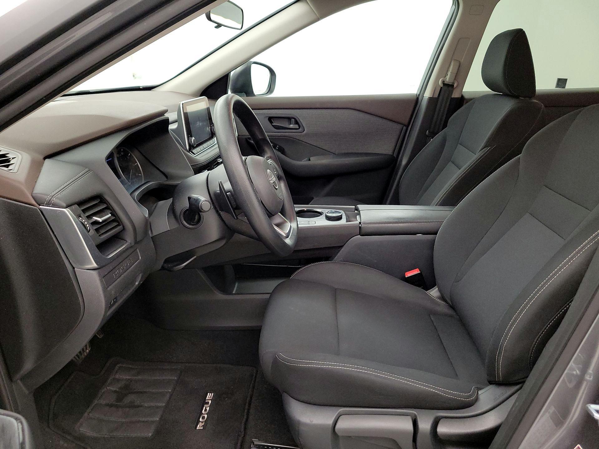 Thumbnail: 2023 Nissan Rogue - 11