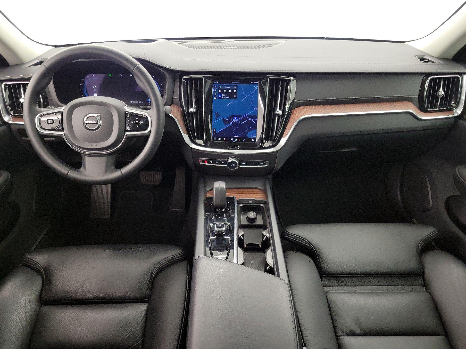 Thumbnail: 2023 Volvo S60 - 9