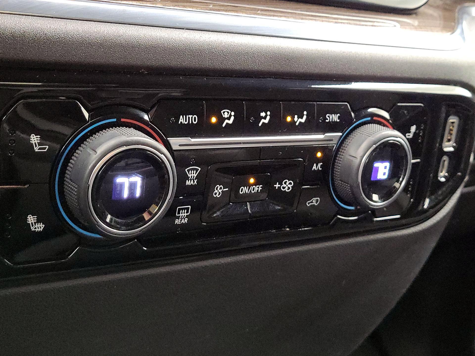 Thumbnail: 2023 Chevrolet Silverado 1500 - 16