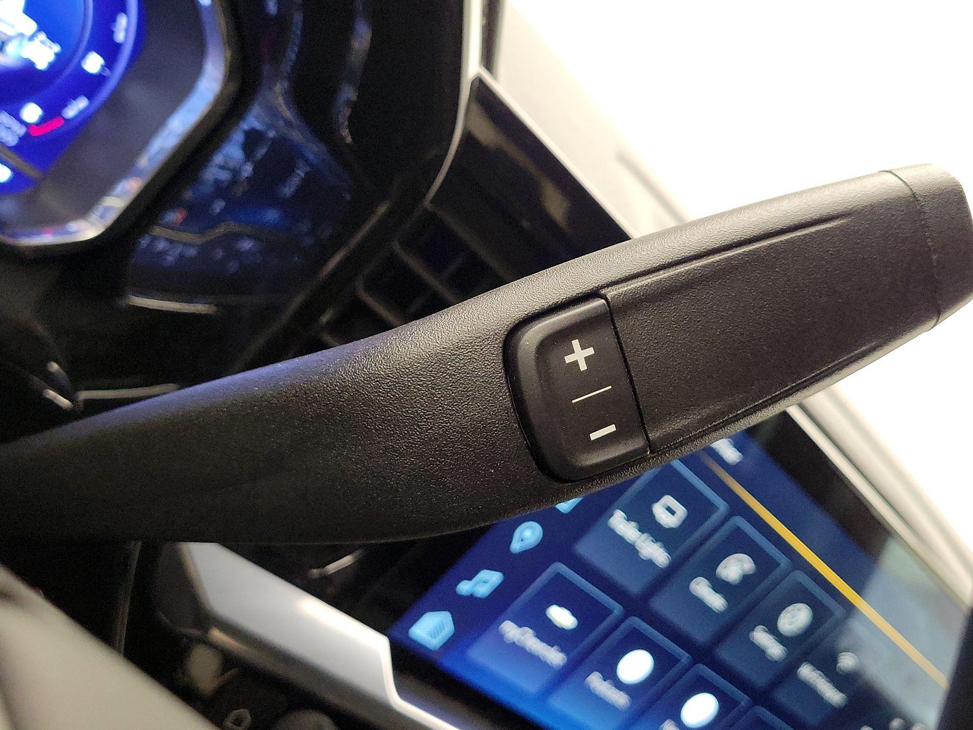 Thumbnail: 2023 Chevrolet Silverado 1500 - 17