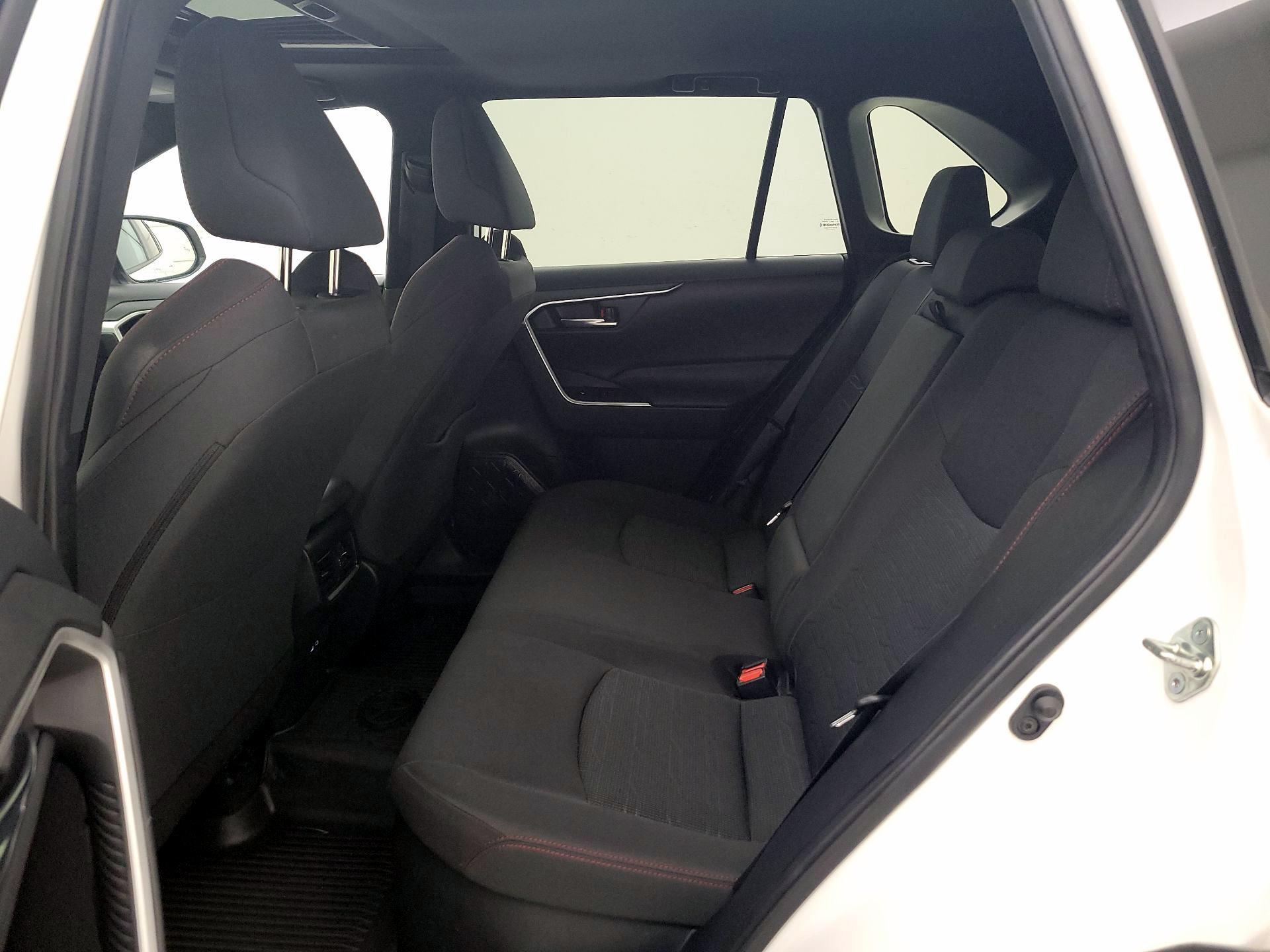 Thumbnail: 2023 Toyota RAV4 - 20