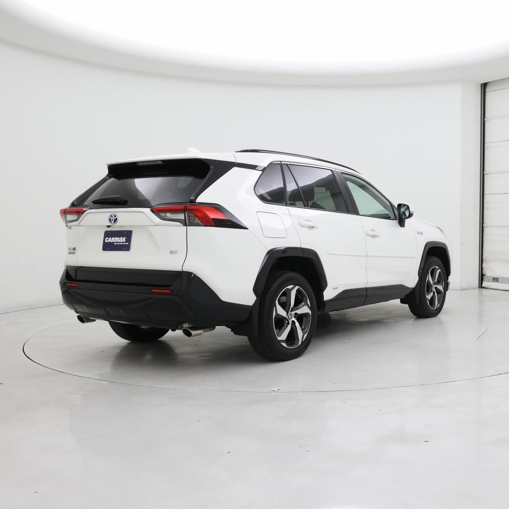 Thumbnail: 2023 Toyota RAV4 - 8