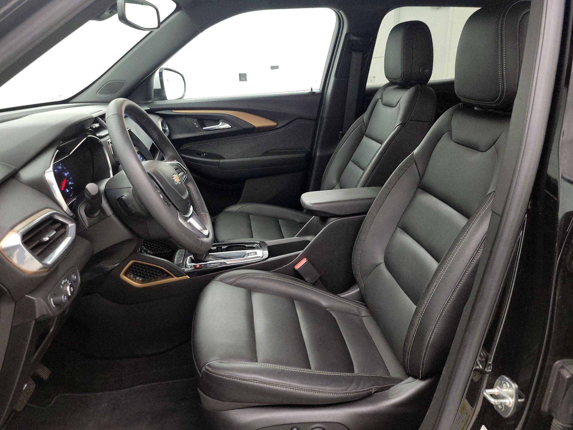 Thumbnail: 2023 Chevrolet TrailBlazer - 11