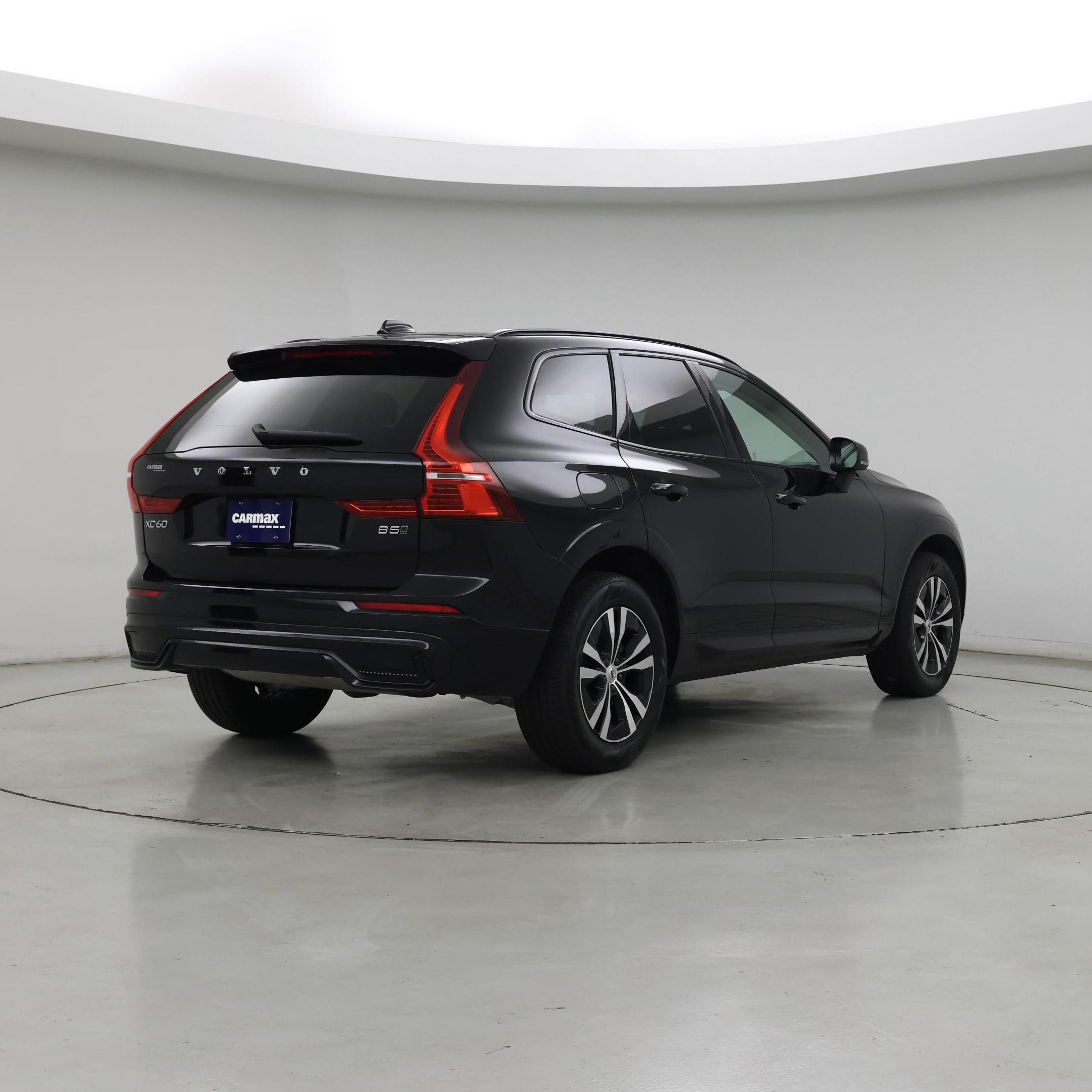 Thumbnail: 2024 Volvo XC60 - 8