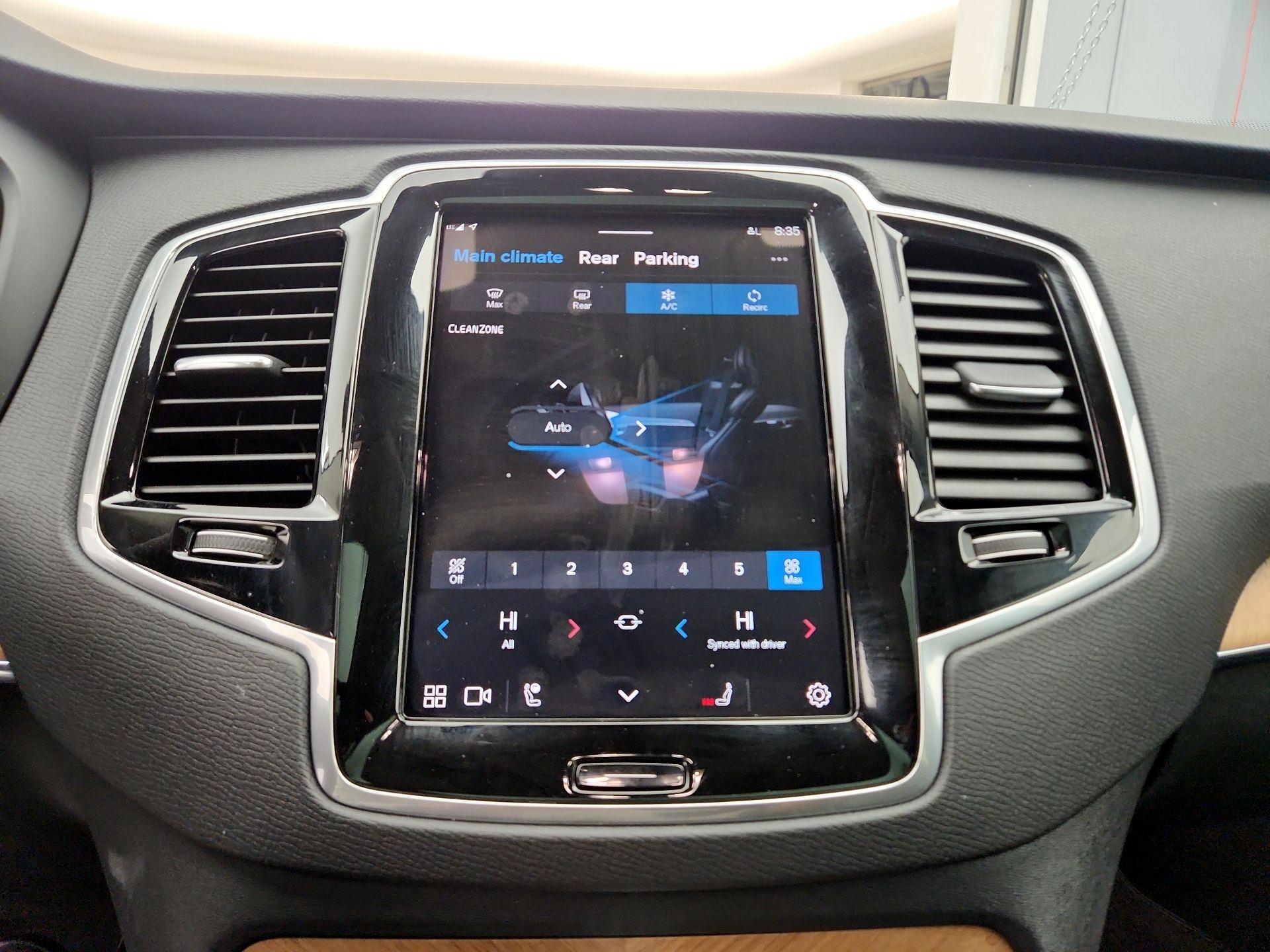 Thumbnail: 2024 Volvo XC90 - 17