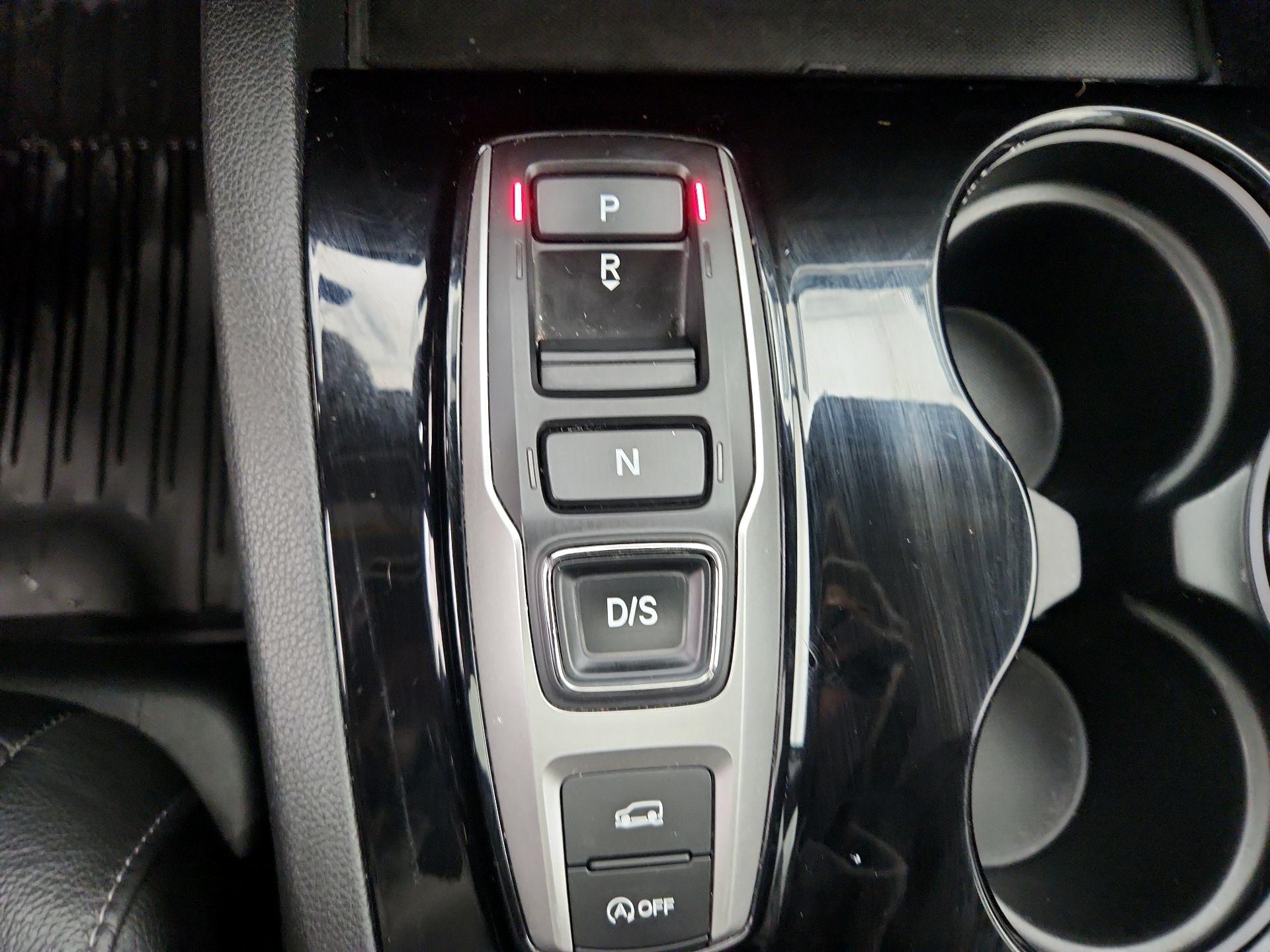 Thumbnail: 2022 Honda Pilot - 17