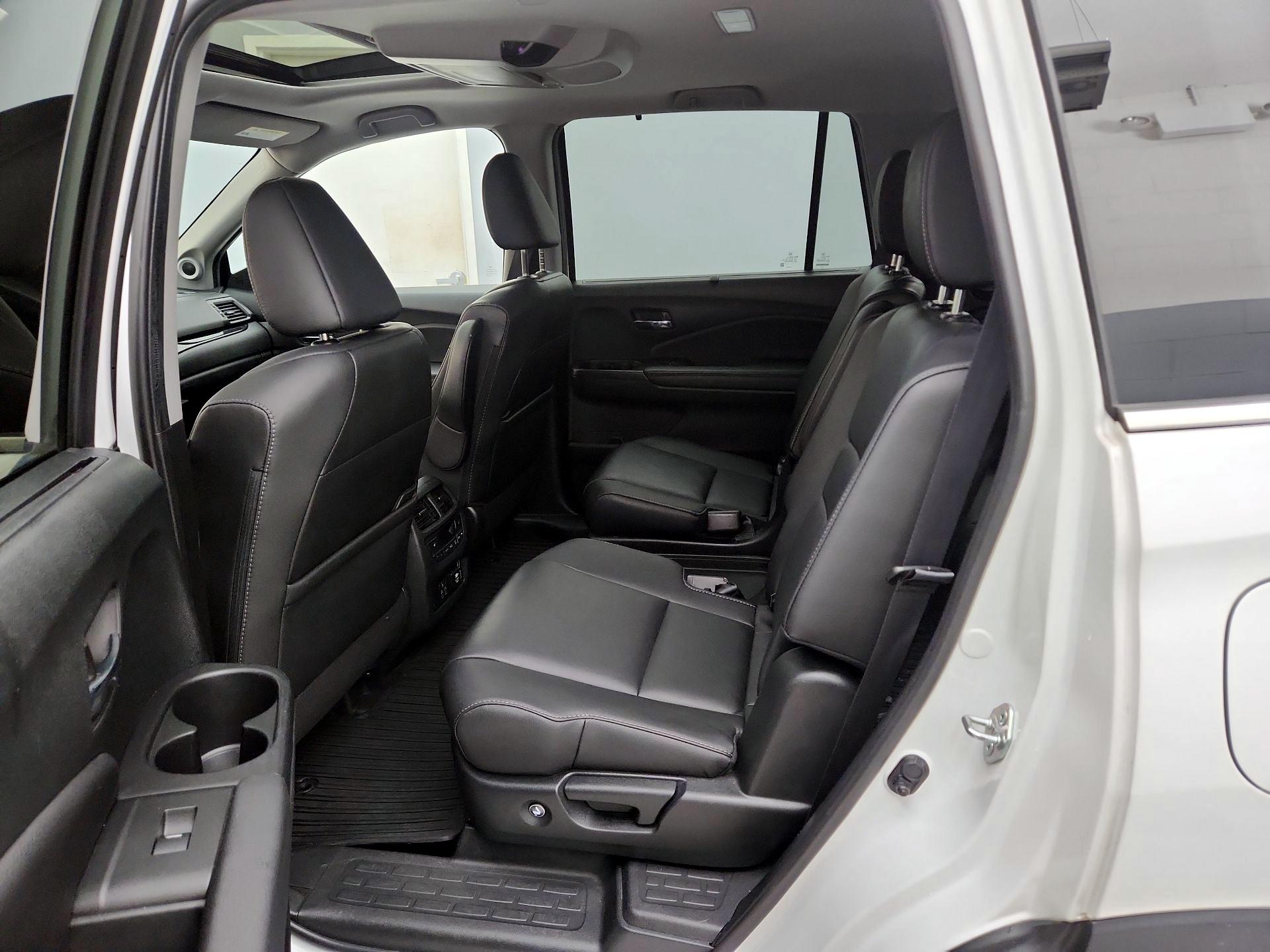 Thumbnail: 2022 Honda Pilot - 20