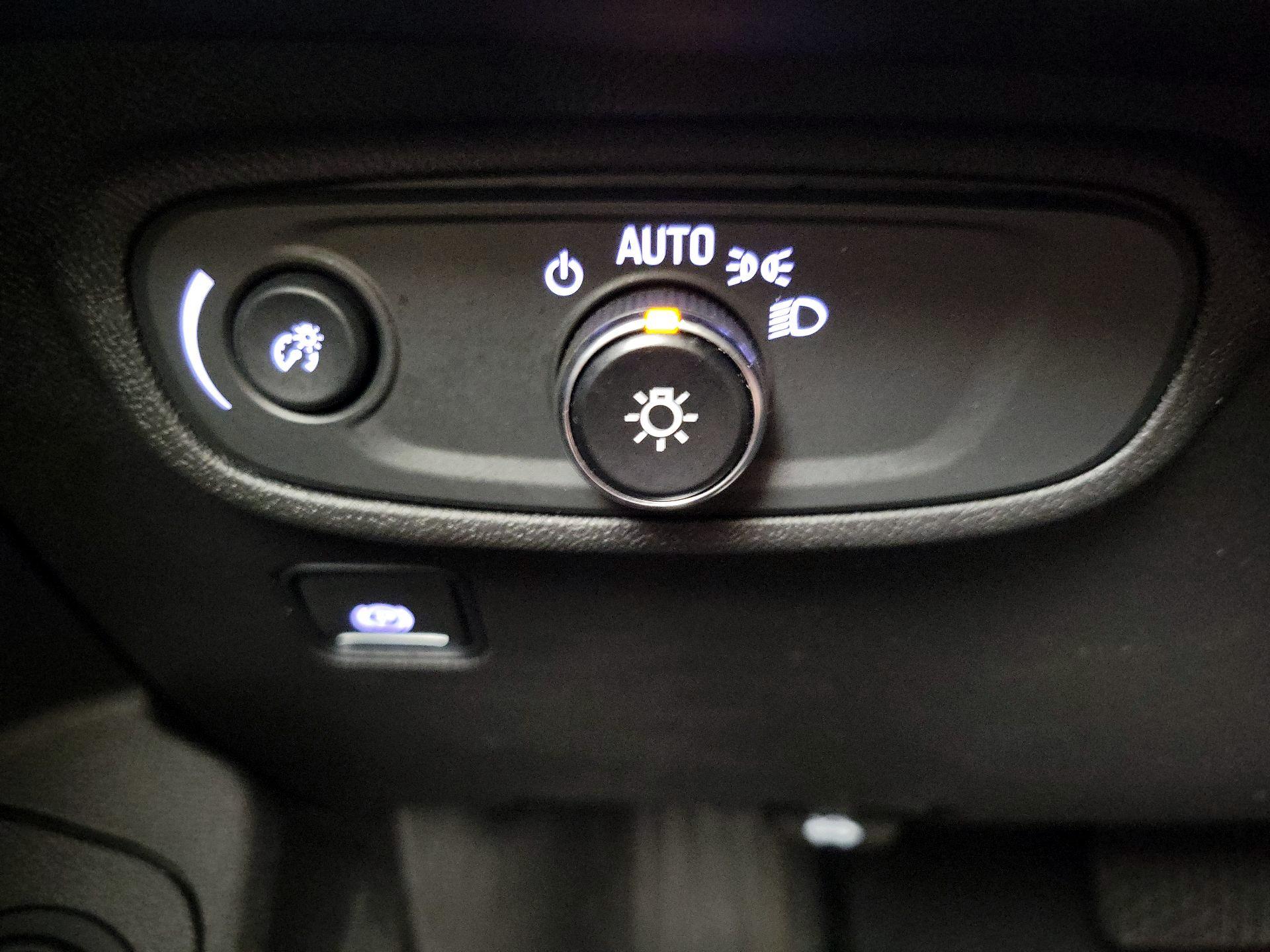 Thumbnail: 2022 GMC Terrain - 13