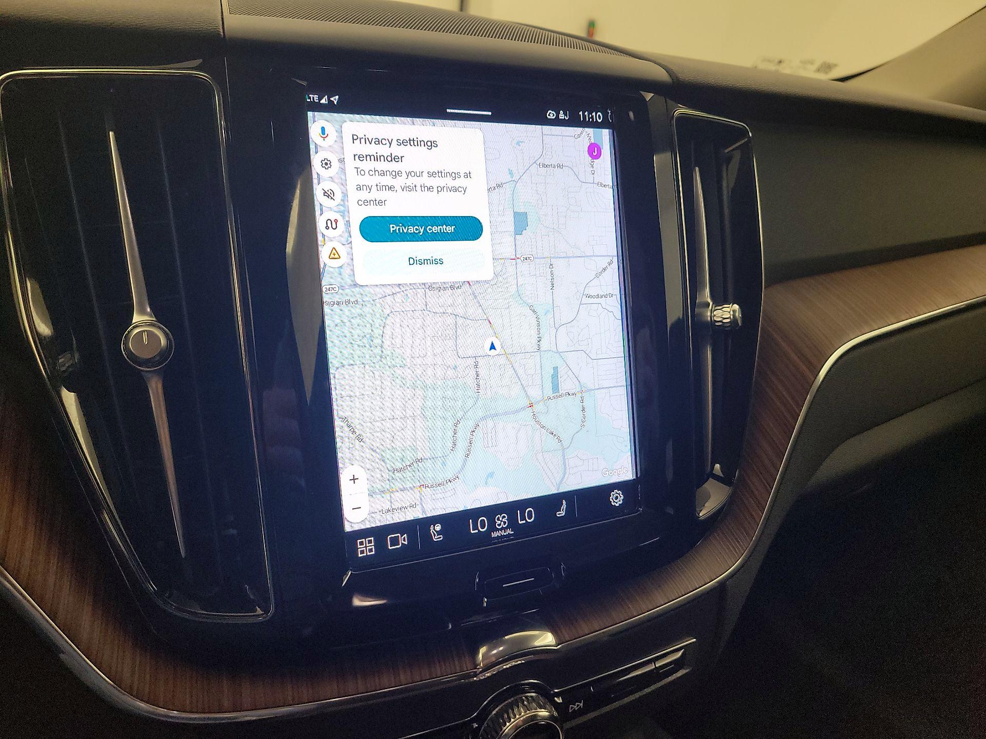 Thumbnail: 2024 Volvo XC60 - 14