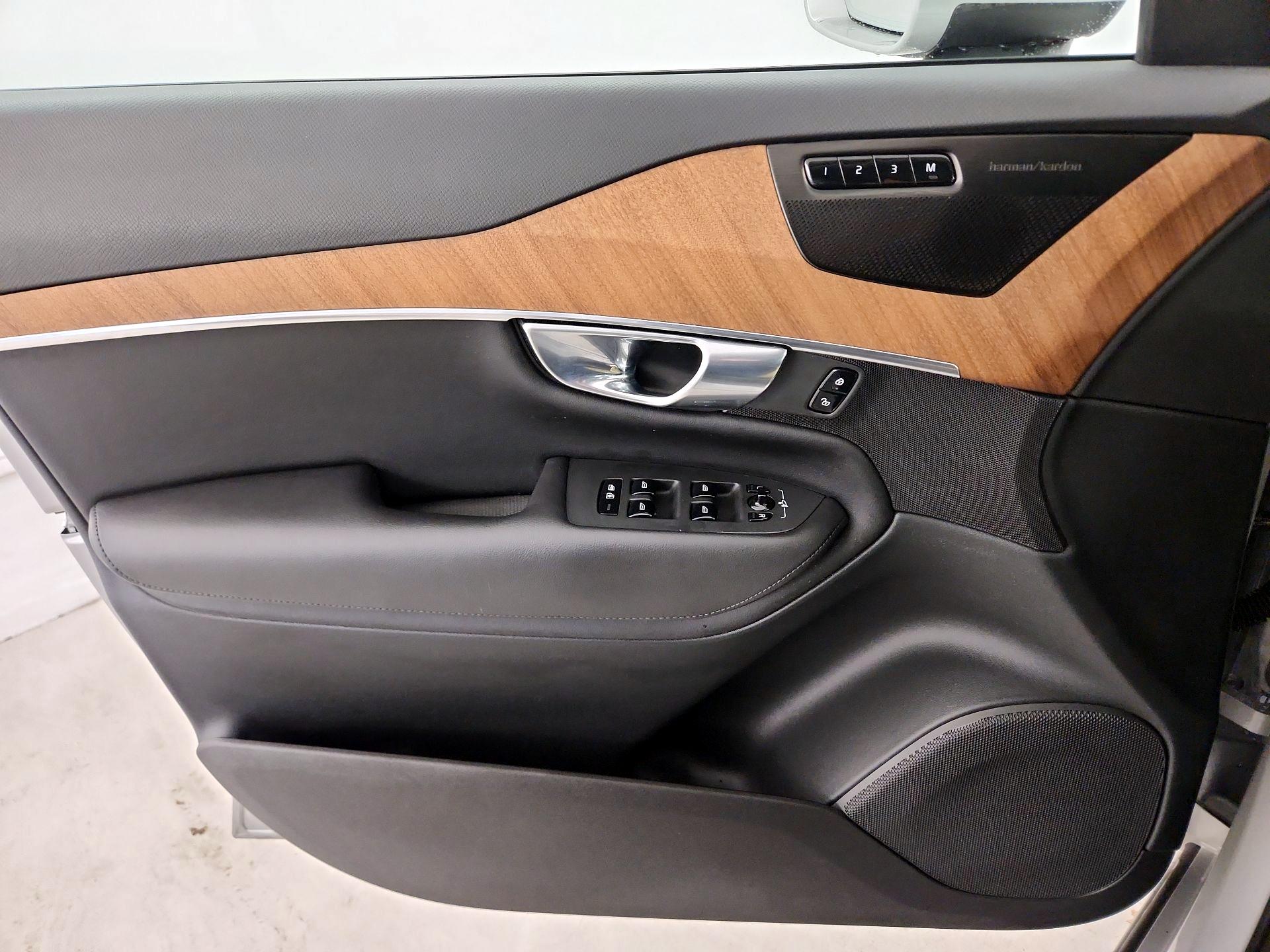 Thumbnail: 2023 Volvo XC90 - 12