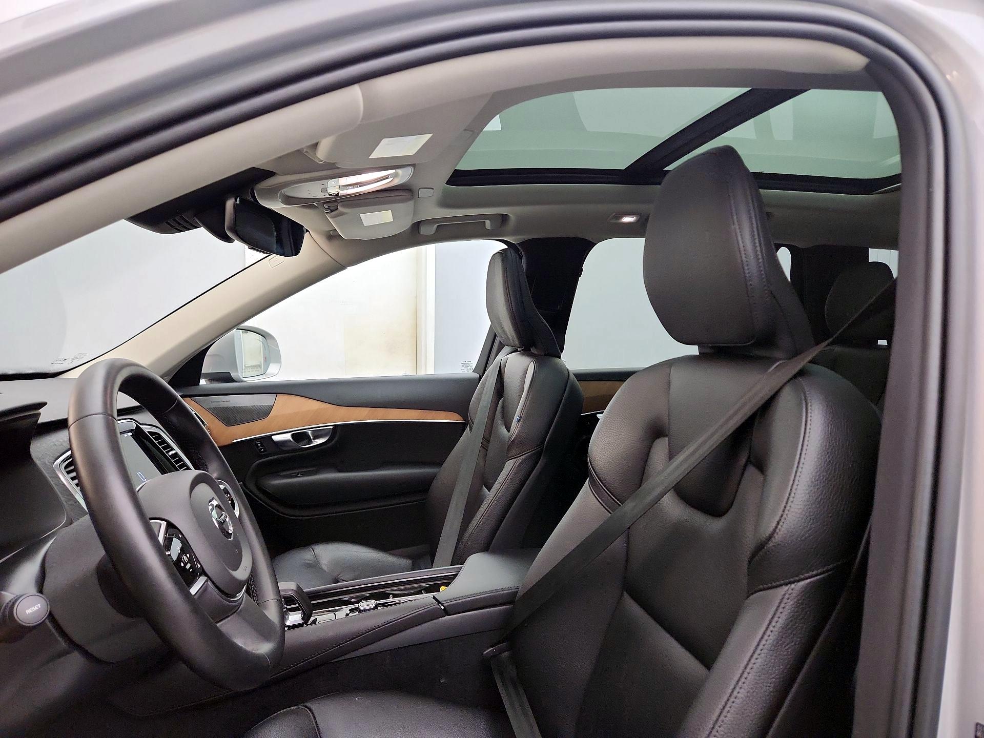 Thumbnail: 2023 Volvo XC90 - 19