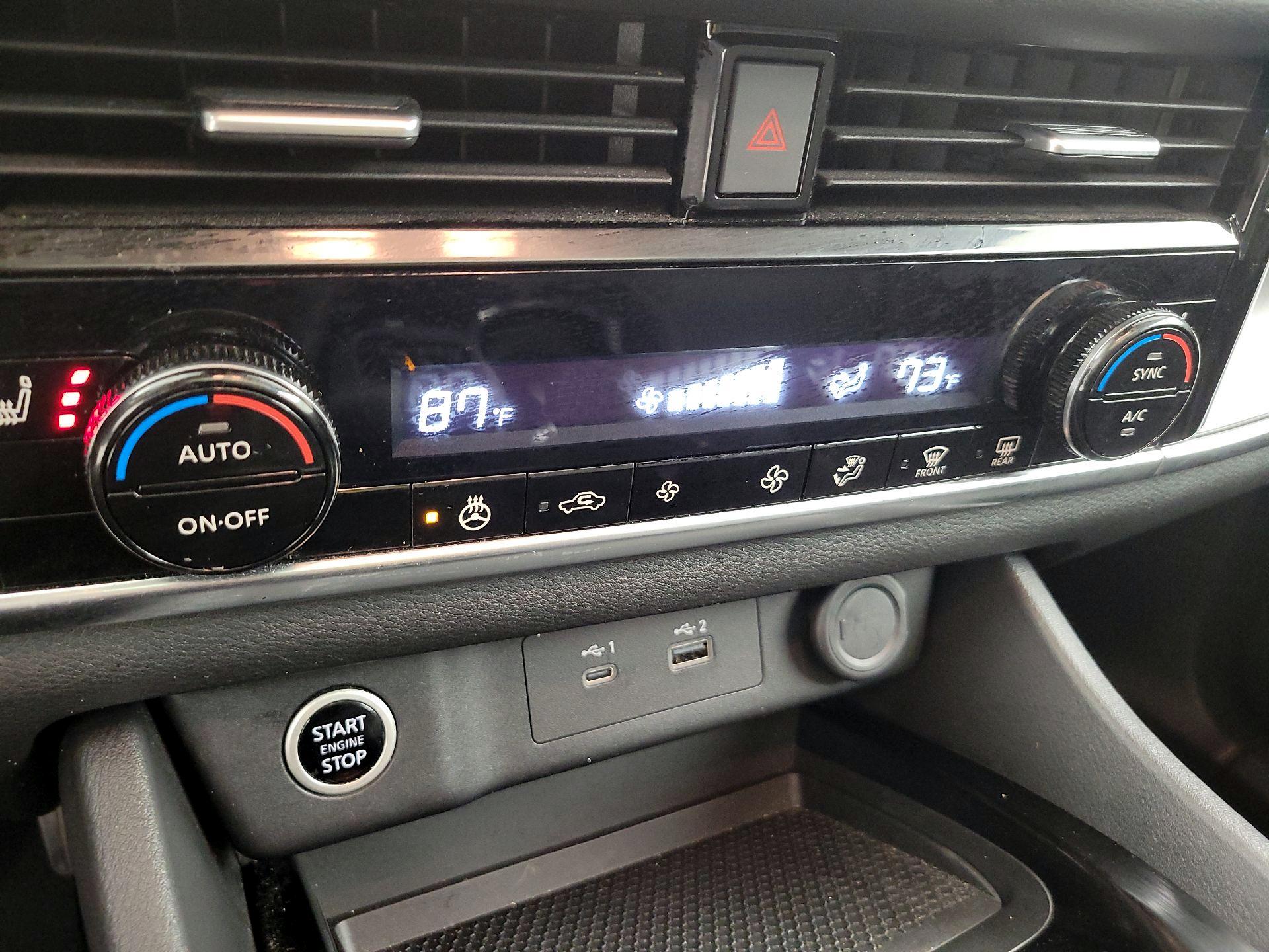 Thumbnail: 2022 Nissan Rogue - 16