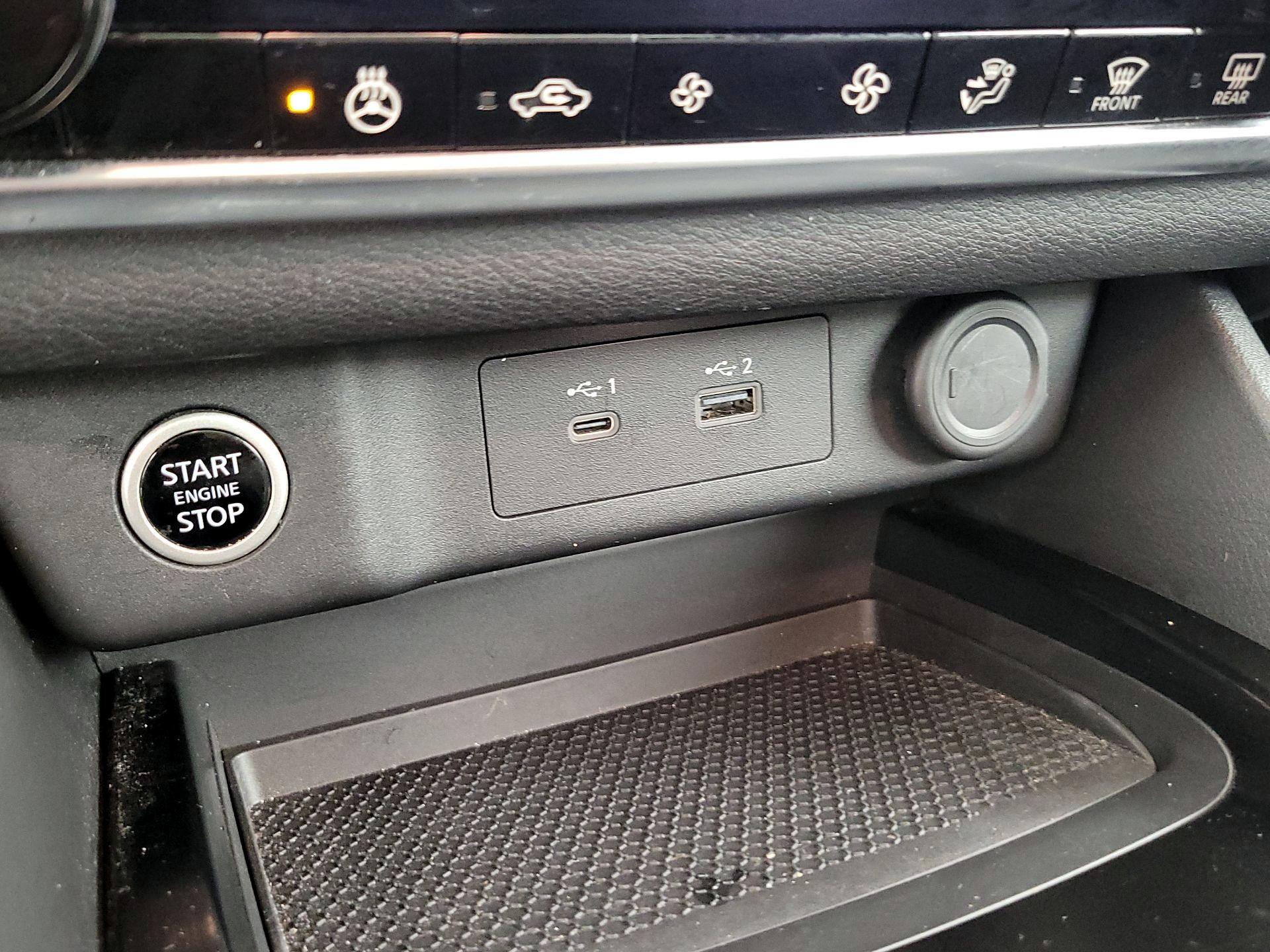 Thumbnail: 2022 Nissan Rogue - 18