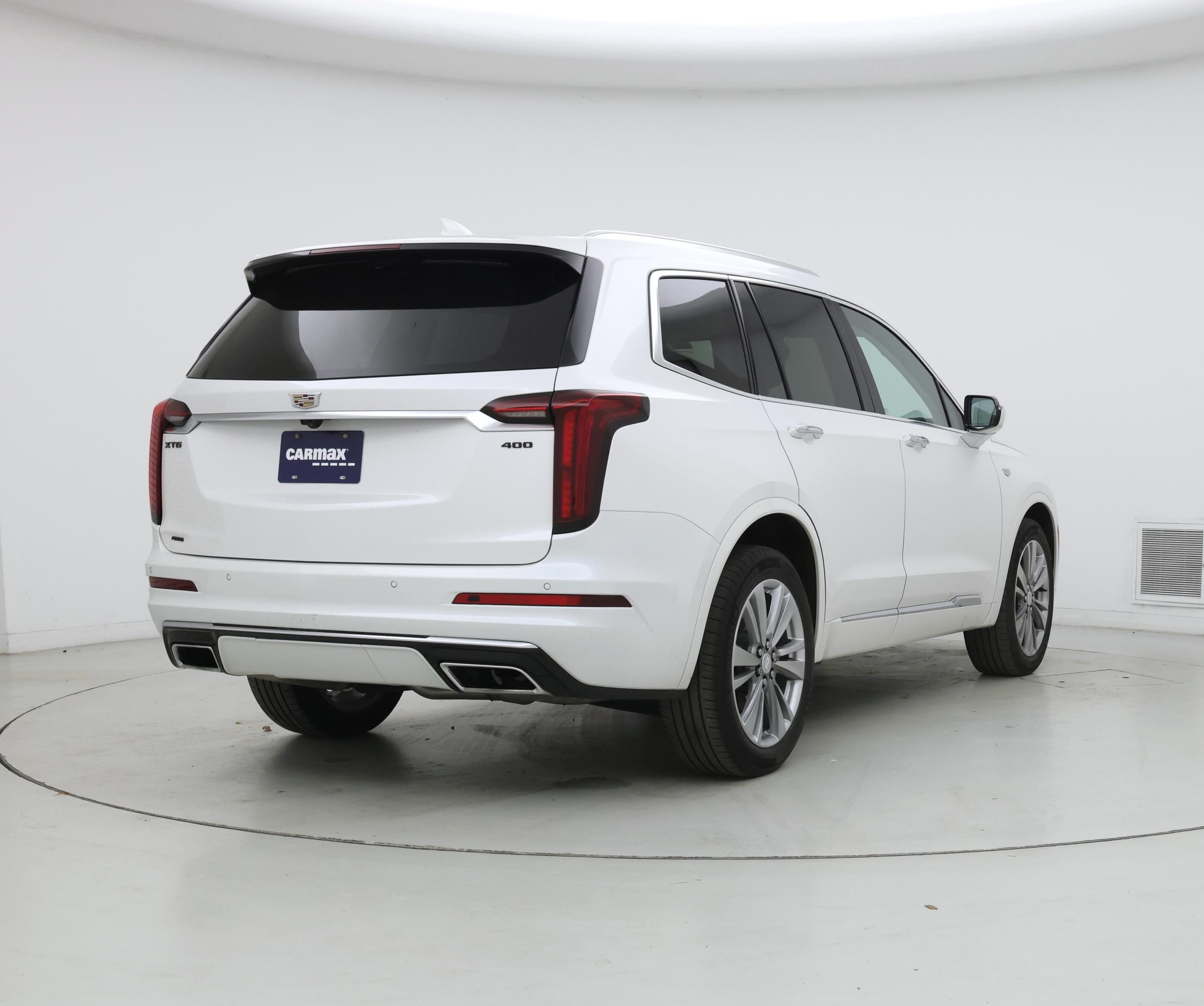 Thumbnail: 2022 Cadillac XT6 - 8