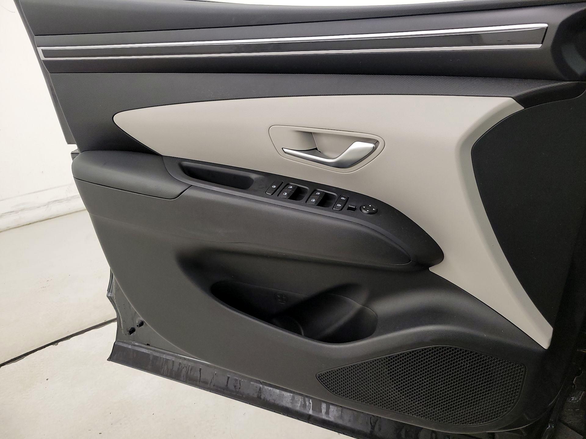 Thumbnail: 2023 Hyundai Tucson - 12