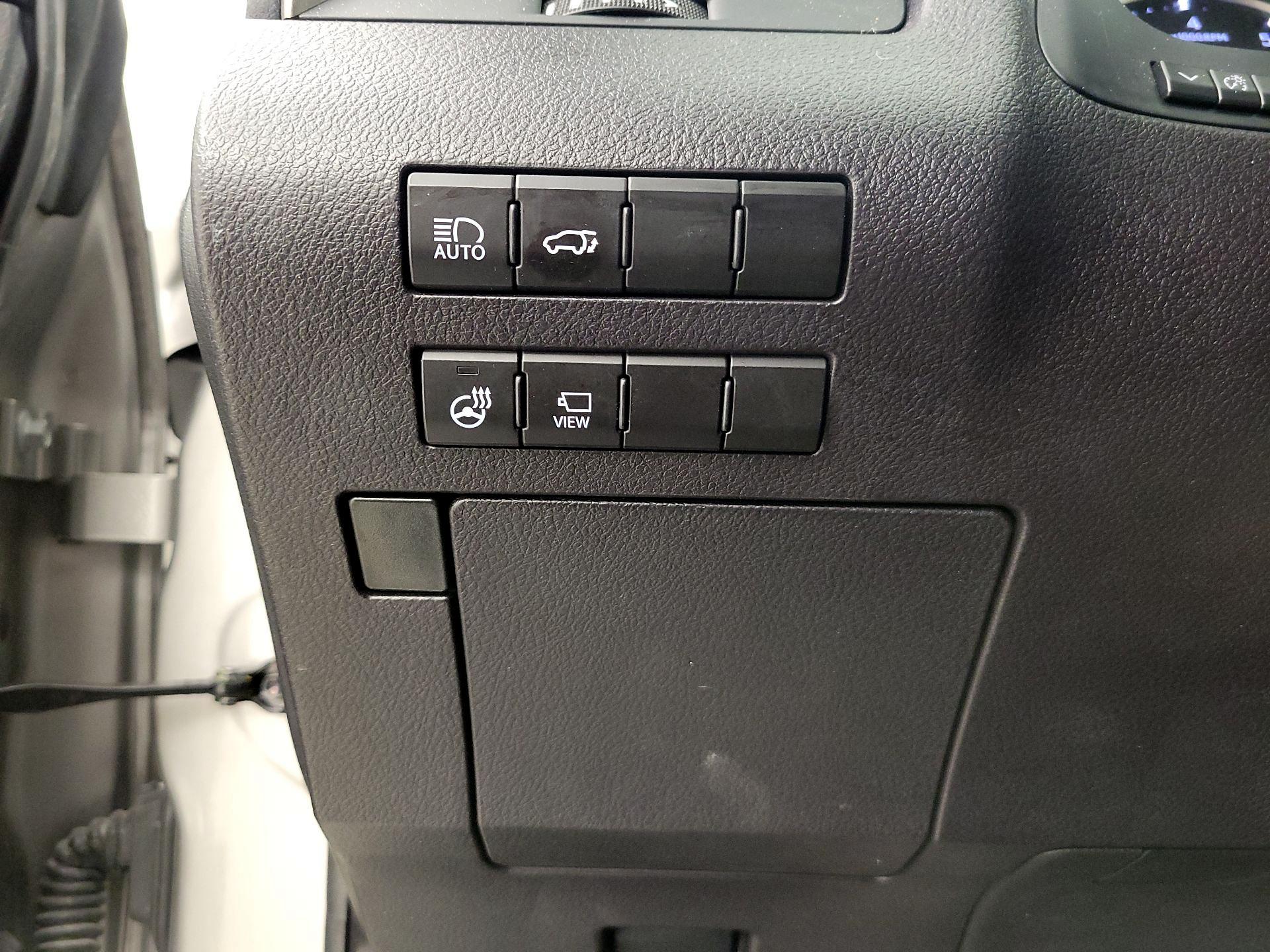 Thumbnail: 2022 Lexus RX - 13