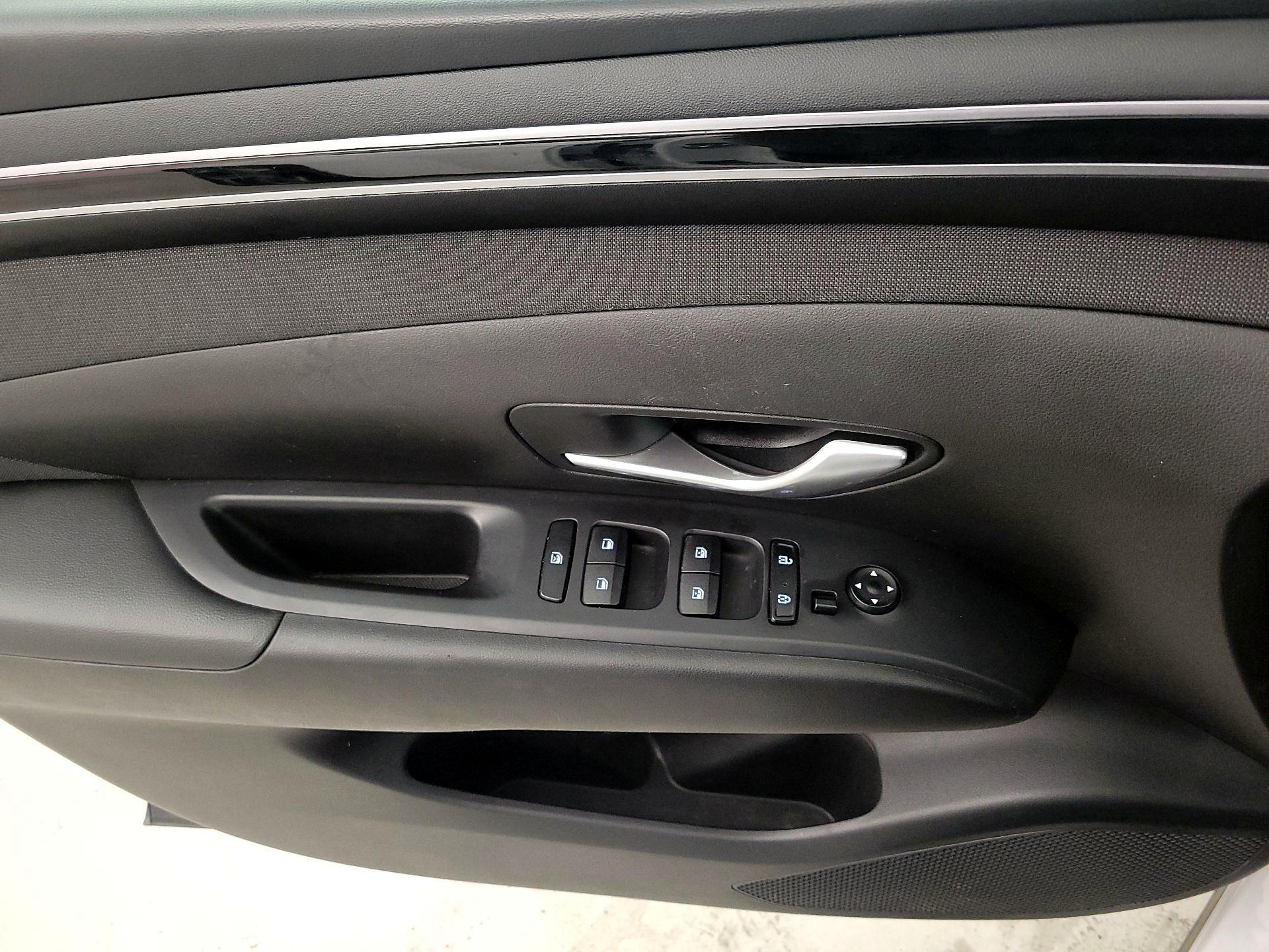 Thumbnail: 2023 Hyundai Tucson - 12