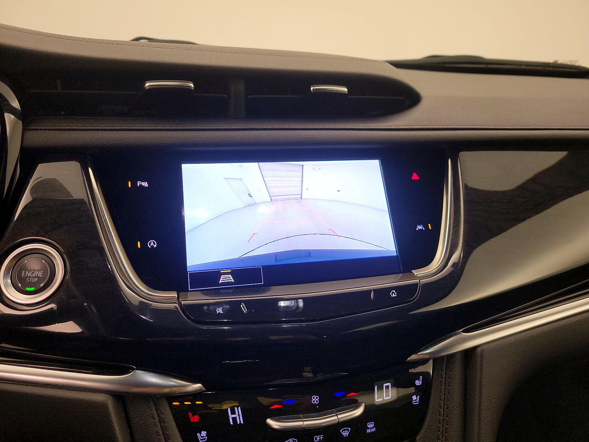 Thumbnail: 2024 Cadillac XT6 - 14