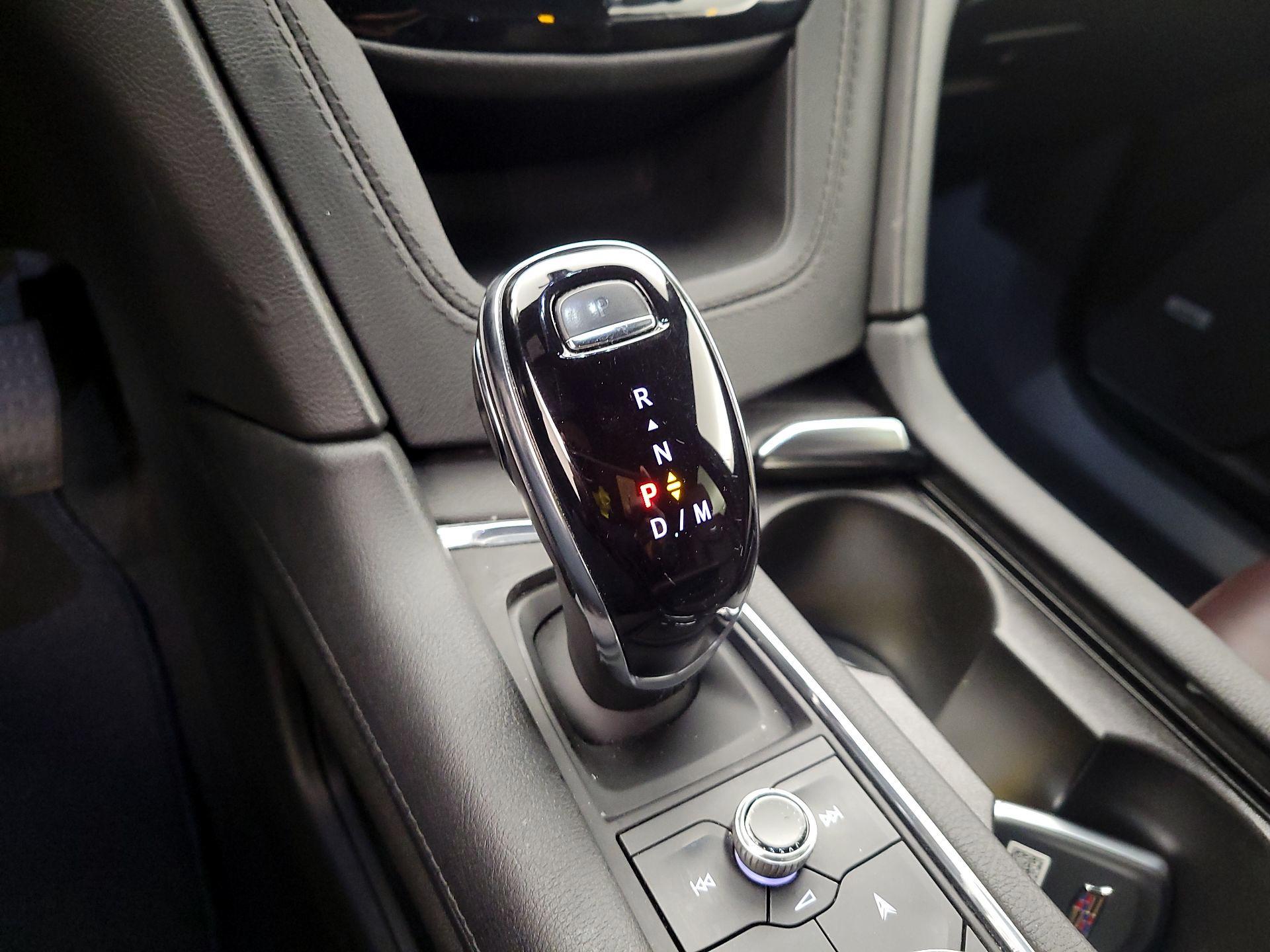 Thumbnail: 2024 Cadillac XT6 - 17