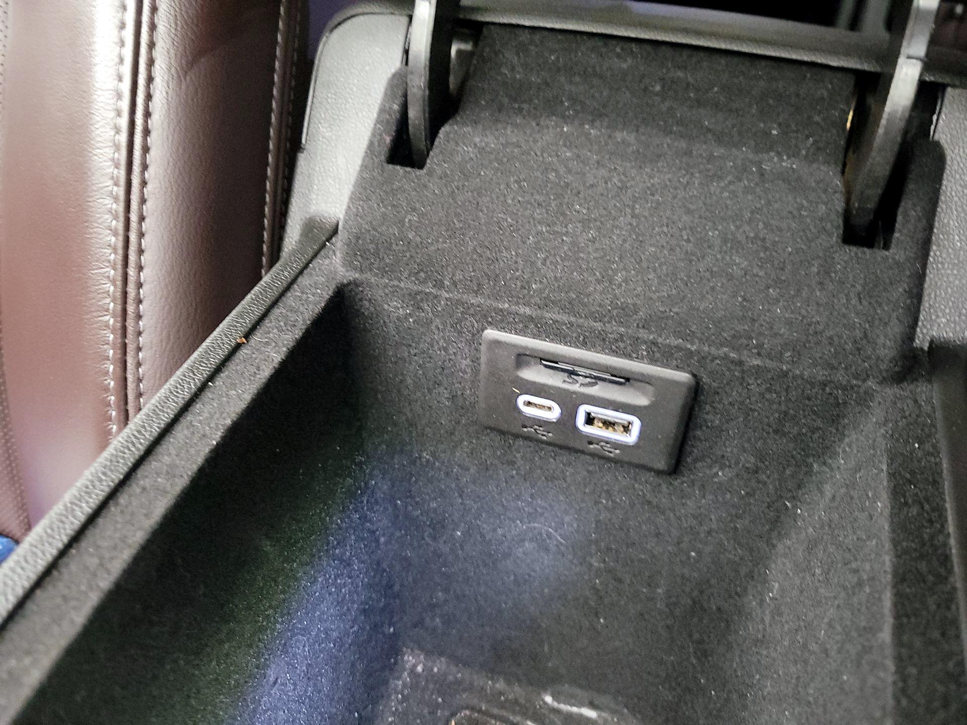 Thumbnail: 2024 Cadillac XT6 - 18