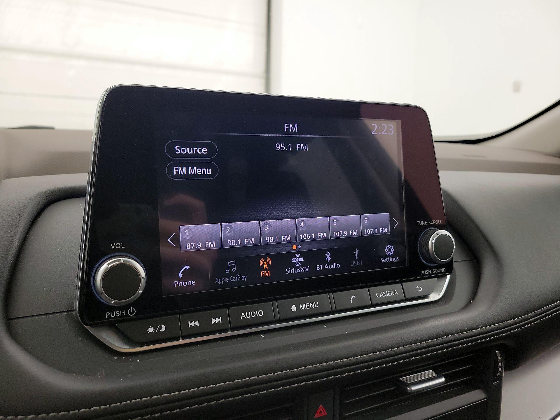 Thumbnail: 2023 Nissan Rogue - 15