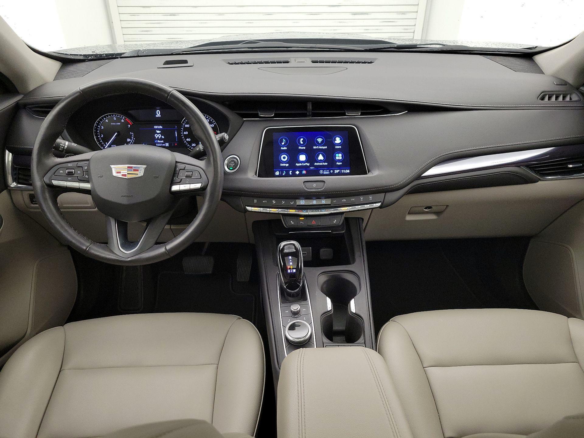 Thumbnail: 2023 Cadillac XT4 - 9