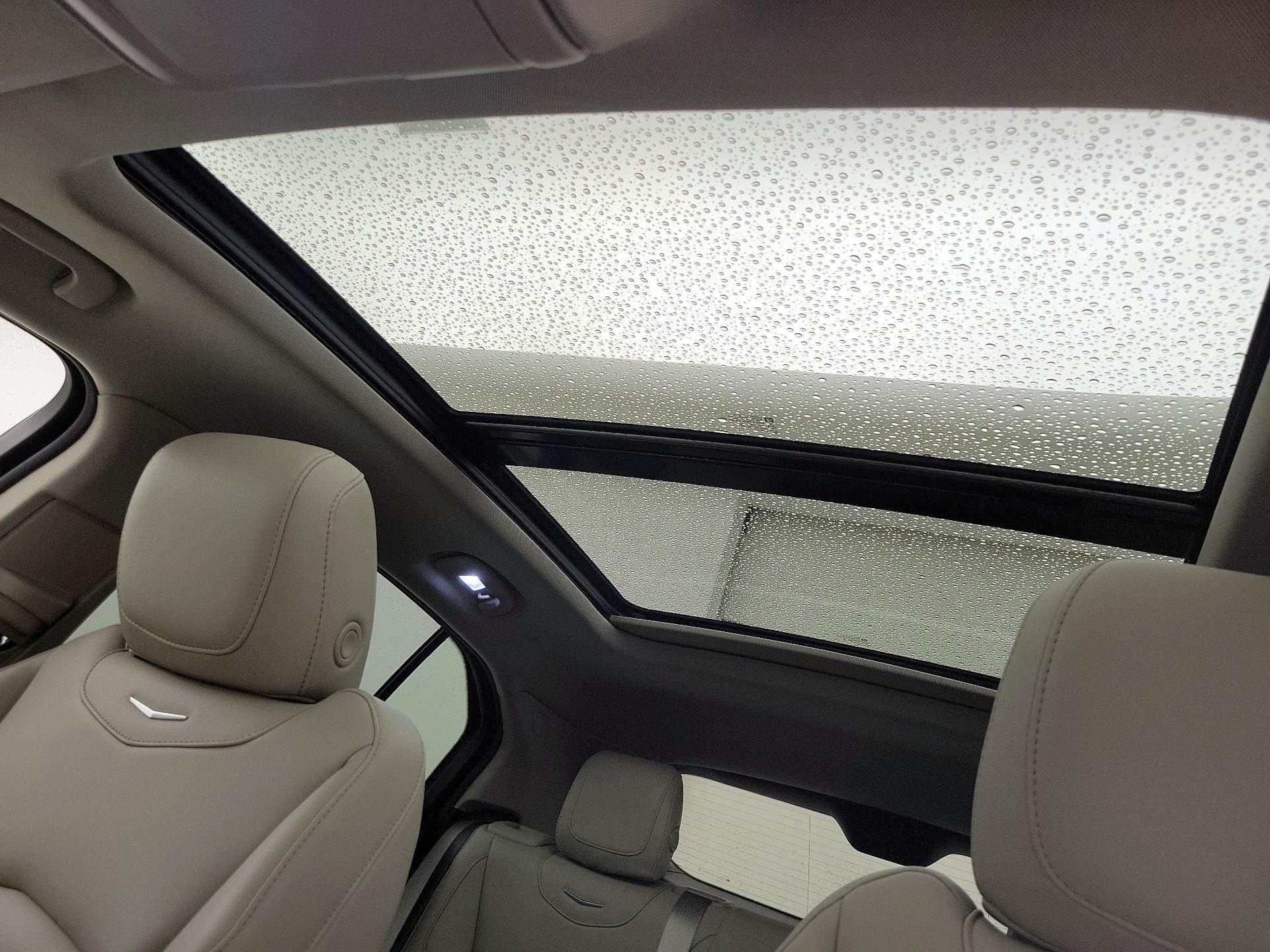 Thumbnail: 2023 Cadillac XT4 - 19