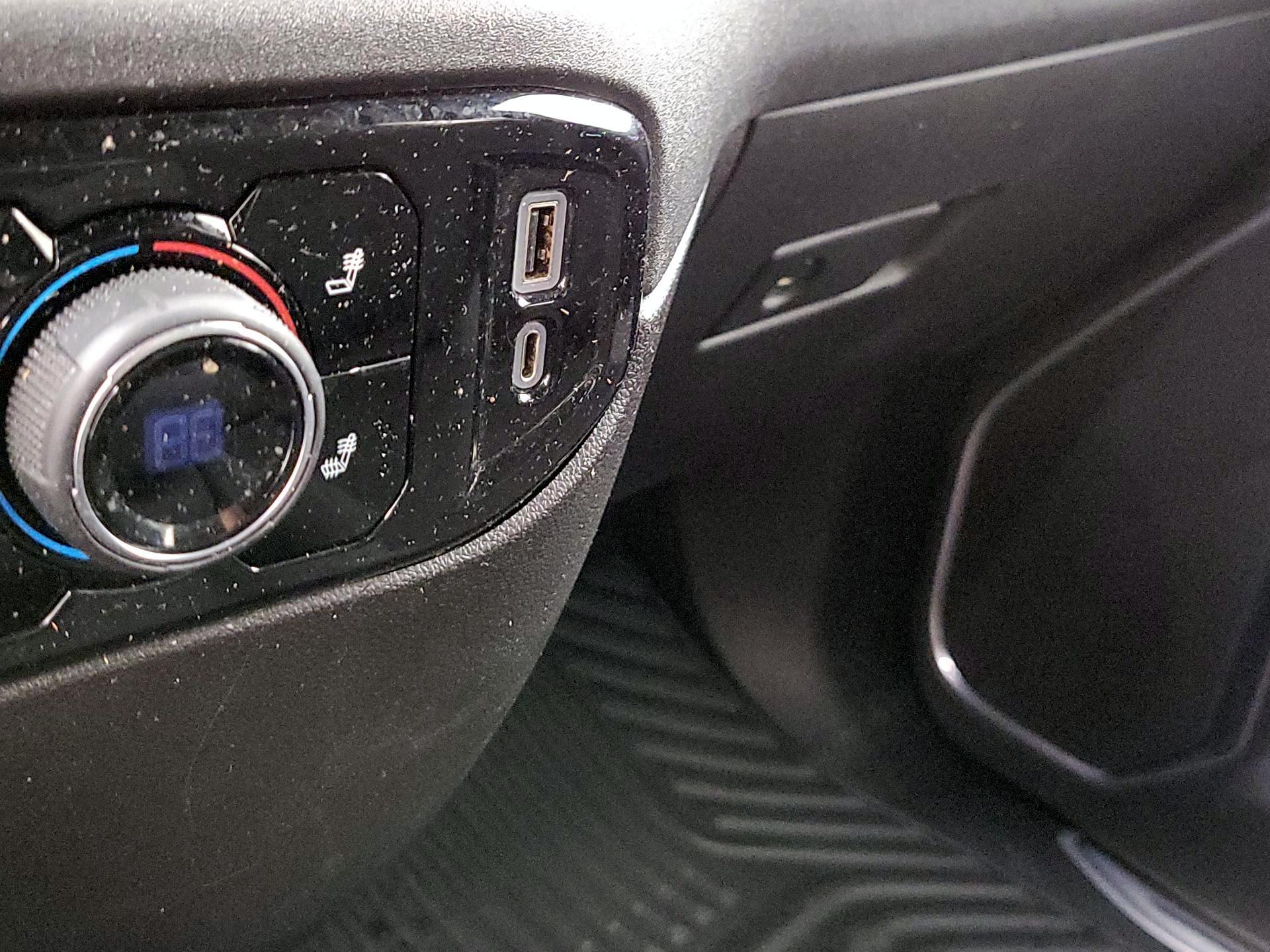 Thumbnail: 2022 Chevrolet Silverado 1500 - 18