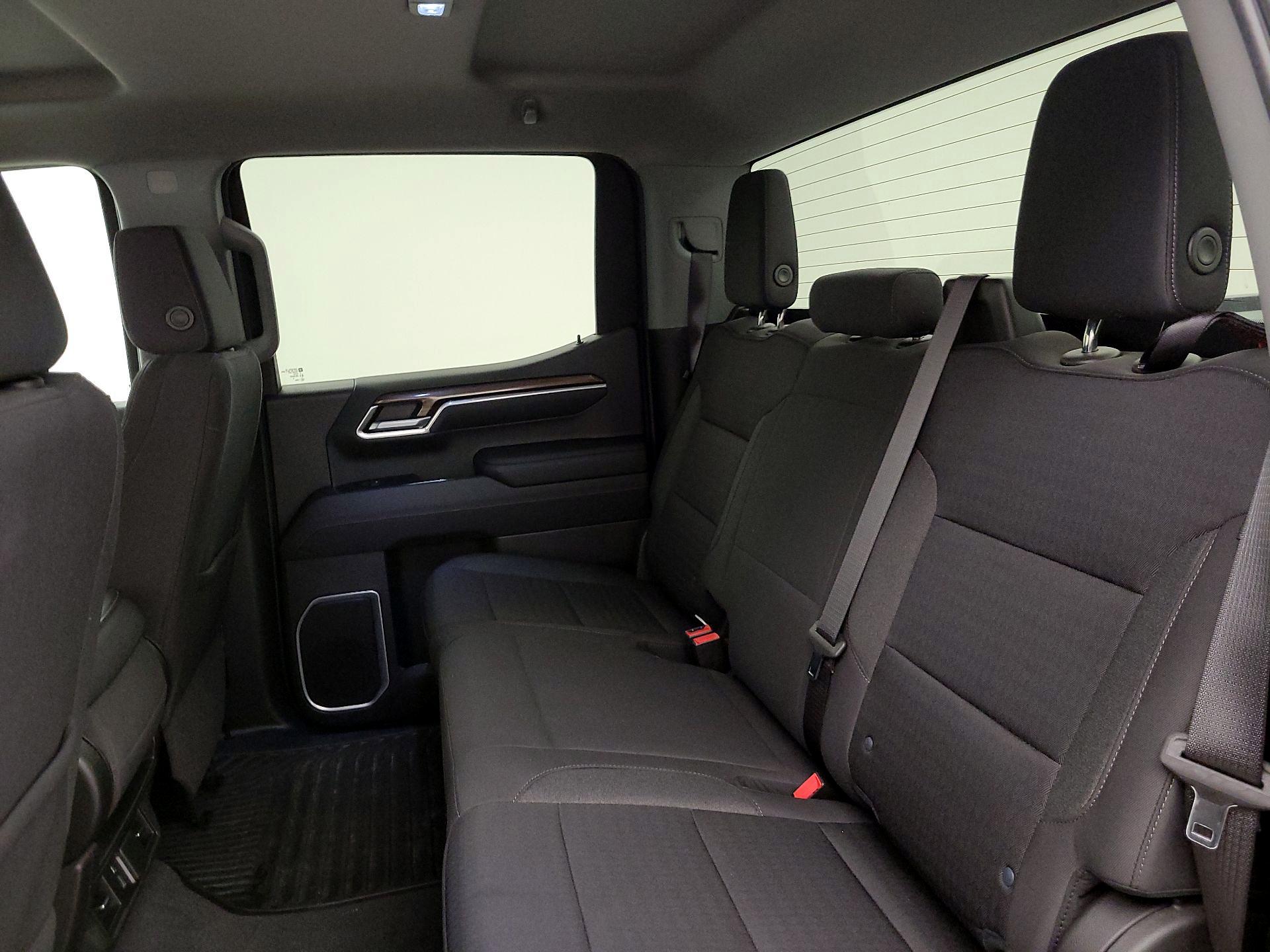 Thumbnail: 2022 Chevrolet Silverado 1500 - 19