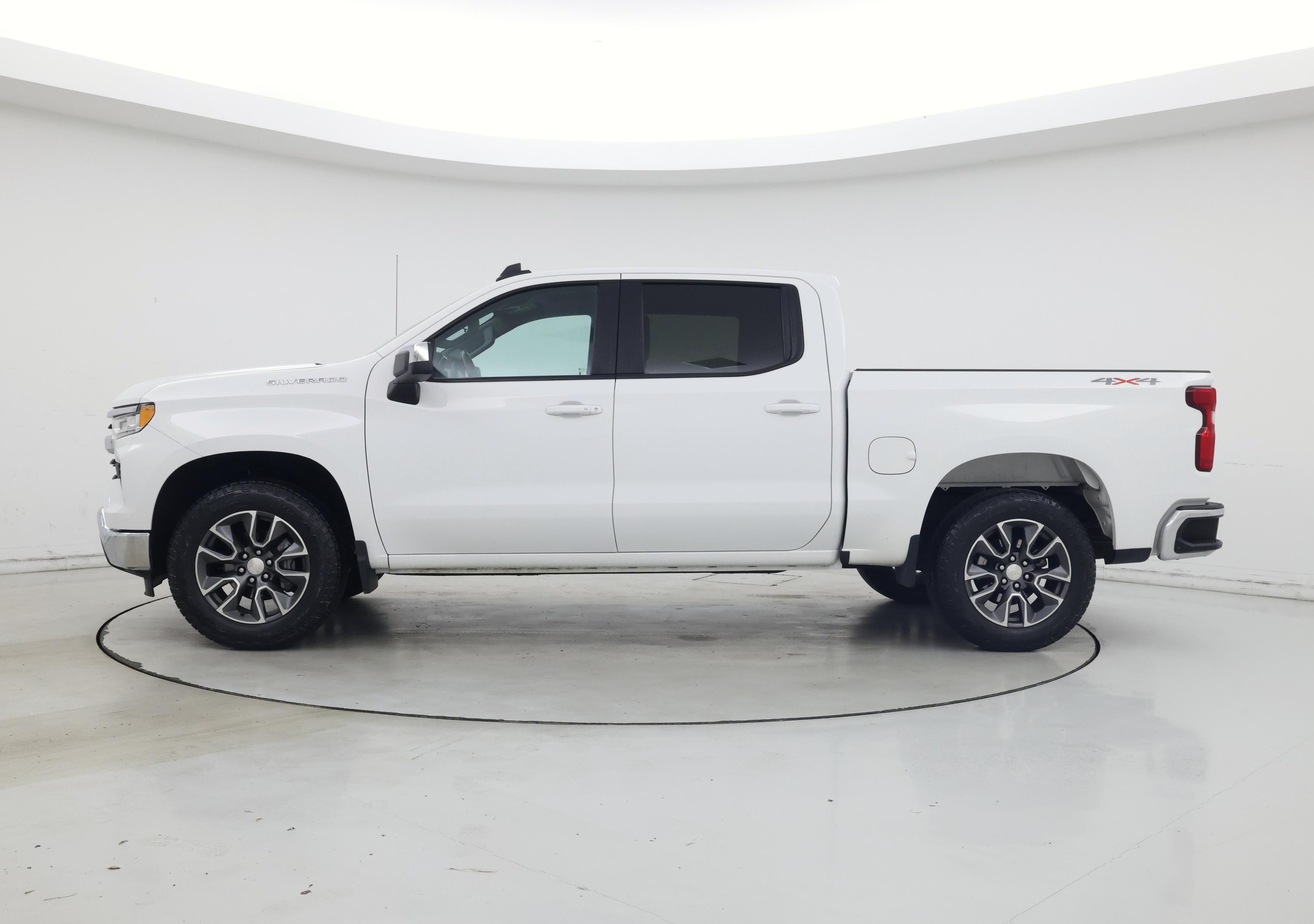 Thumbnail: 2022 Chevrolet Silverado 1500 - 3