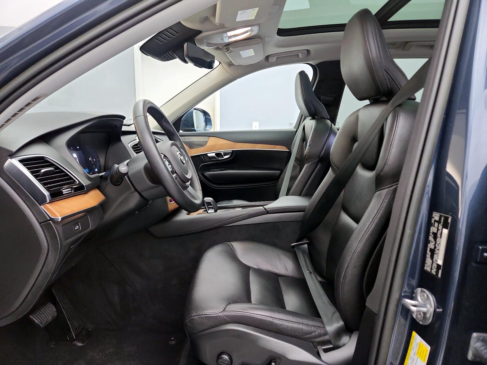 Thumbnail: 2023 Volvo XC90 - 11