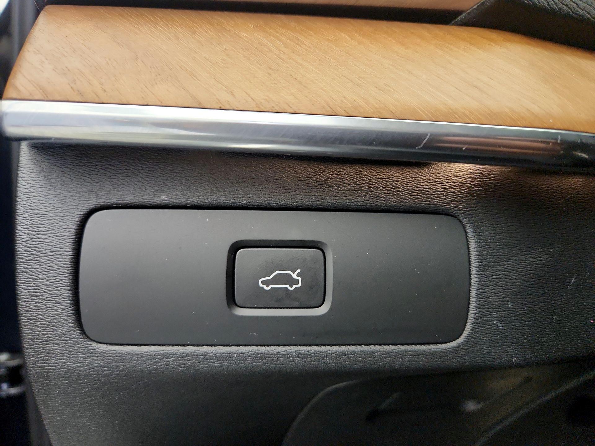 Thumbnail: 2023 Volvo XC90 - 13