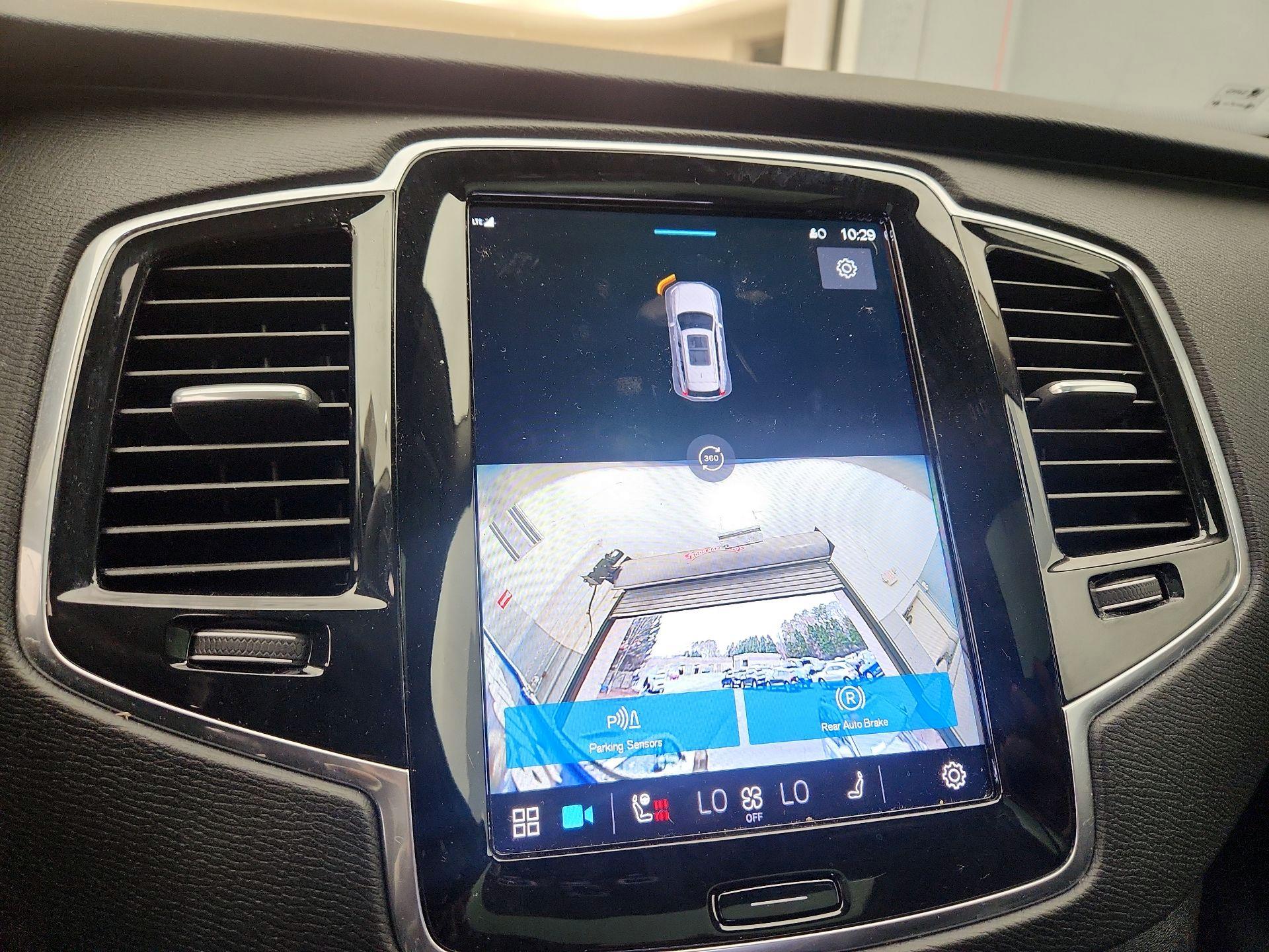 Thumbnail: 2023 Volvo XC90 - 15