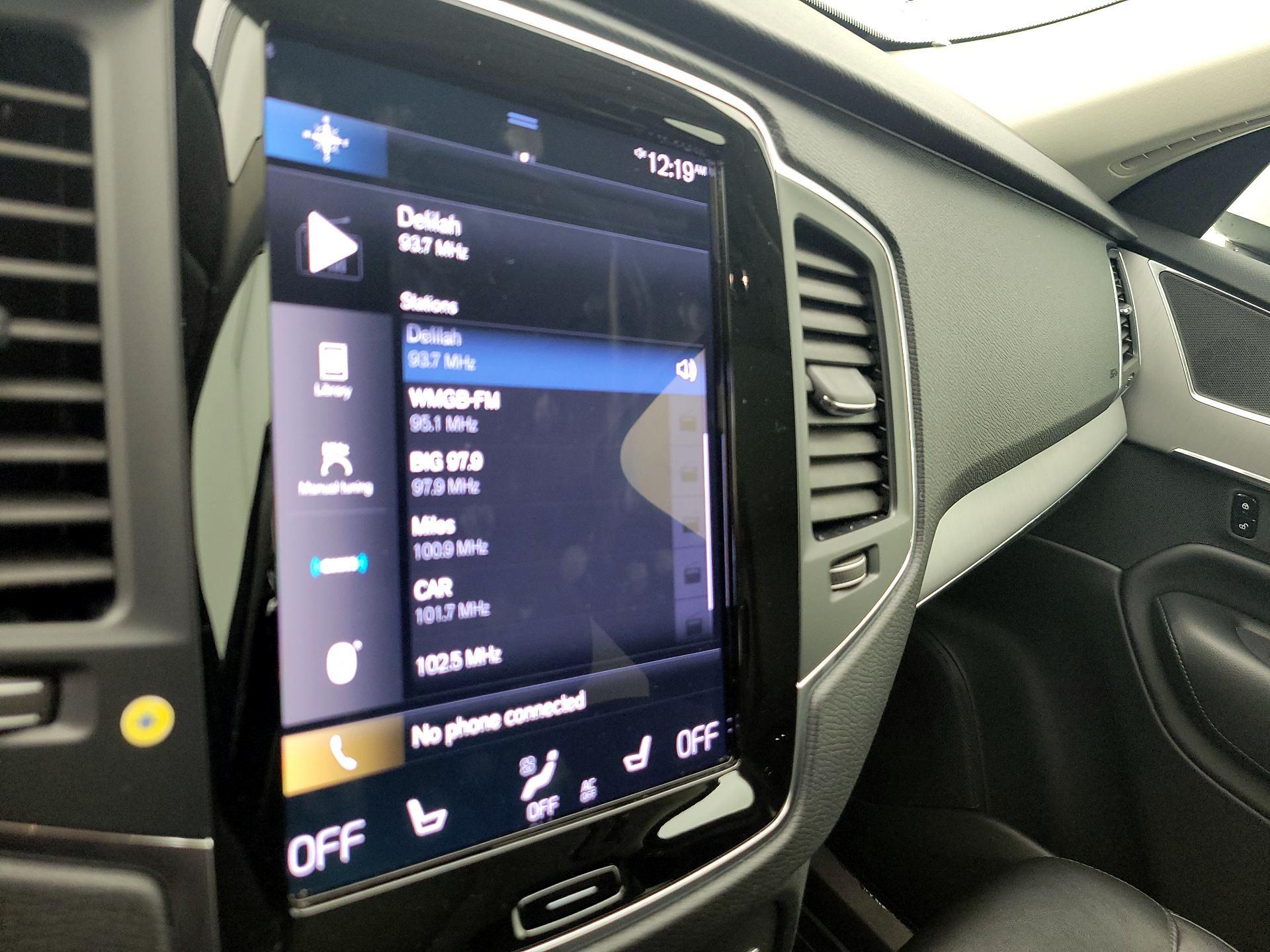 Thumbnail: 2022 Volvo XC90 - 16