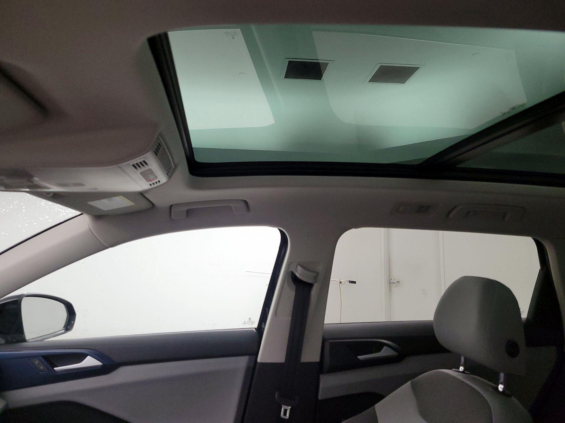 Thumbnail: 2022 Volkswagen Taos - 19