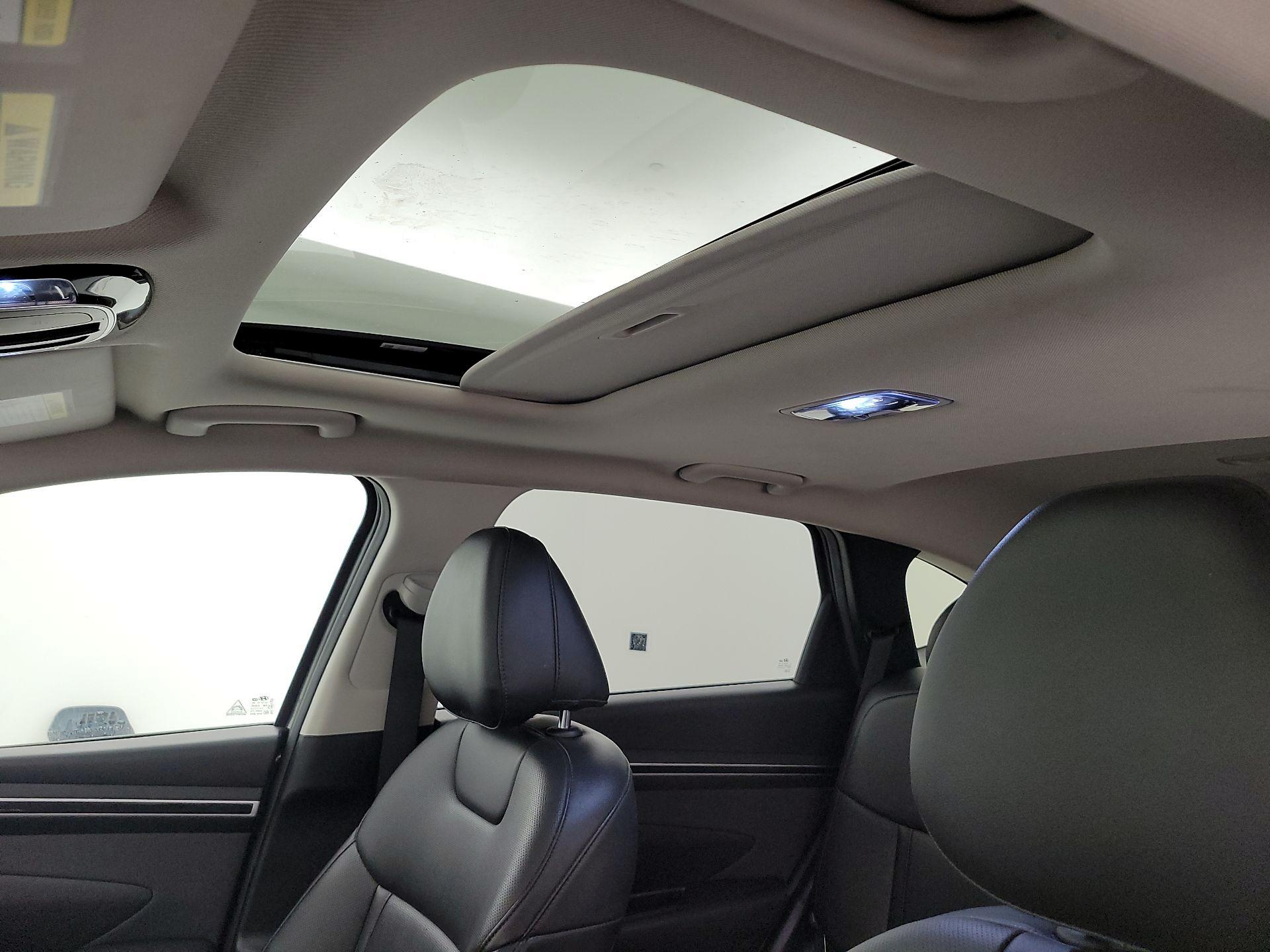 Thumbnail: 2023 Hyundai Tucson - 19