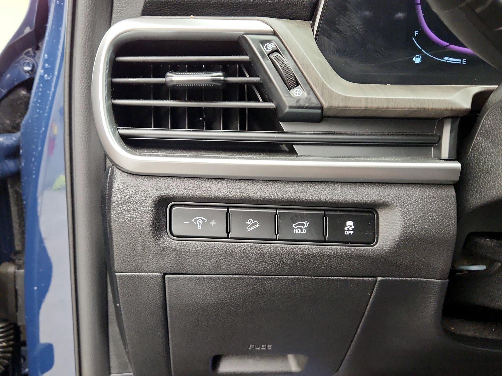 Thumbnail: 2023 Kia Telluride - 13