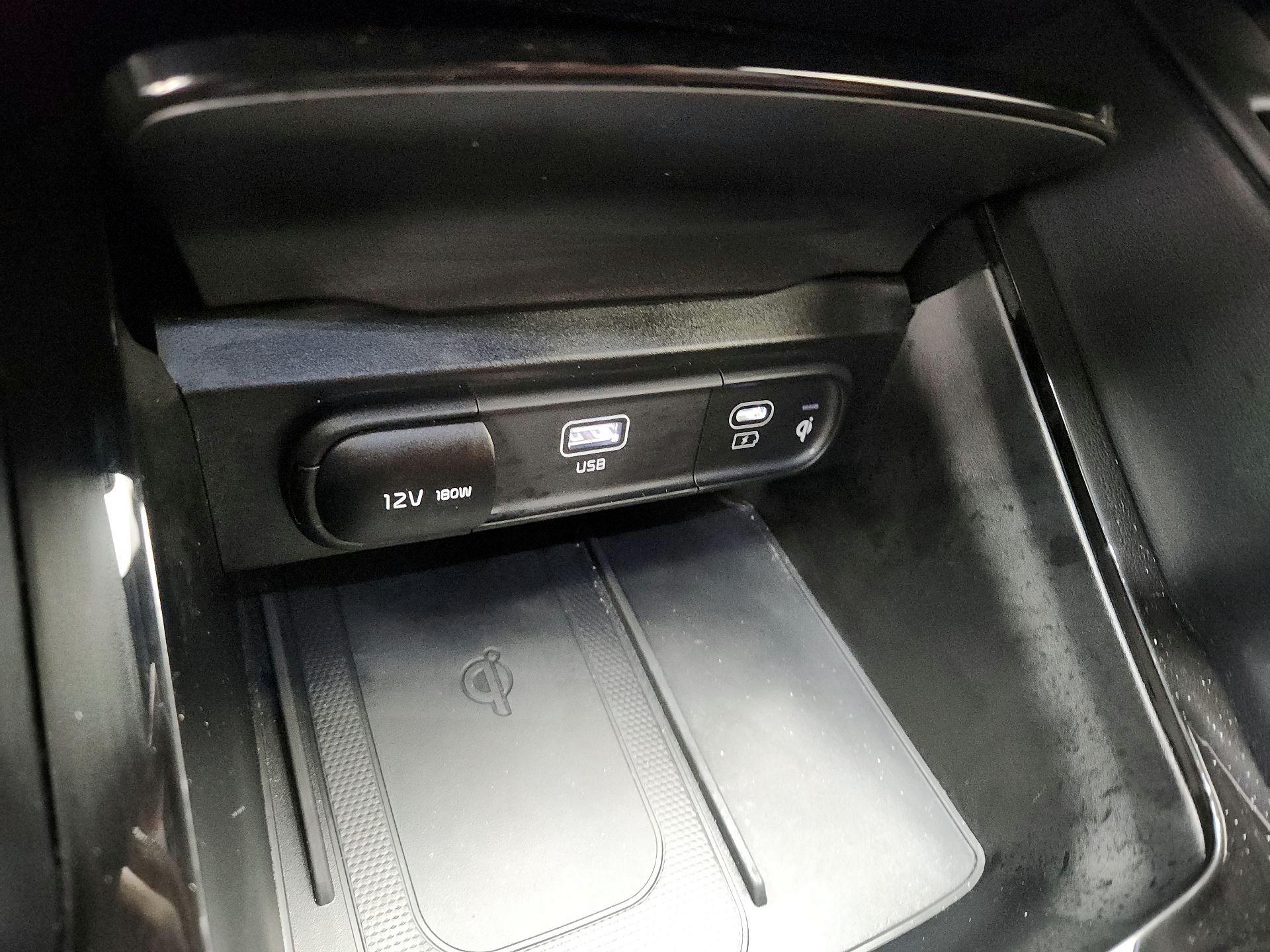 Thumbnail: 2023 Kia Telluride - 19