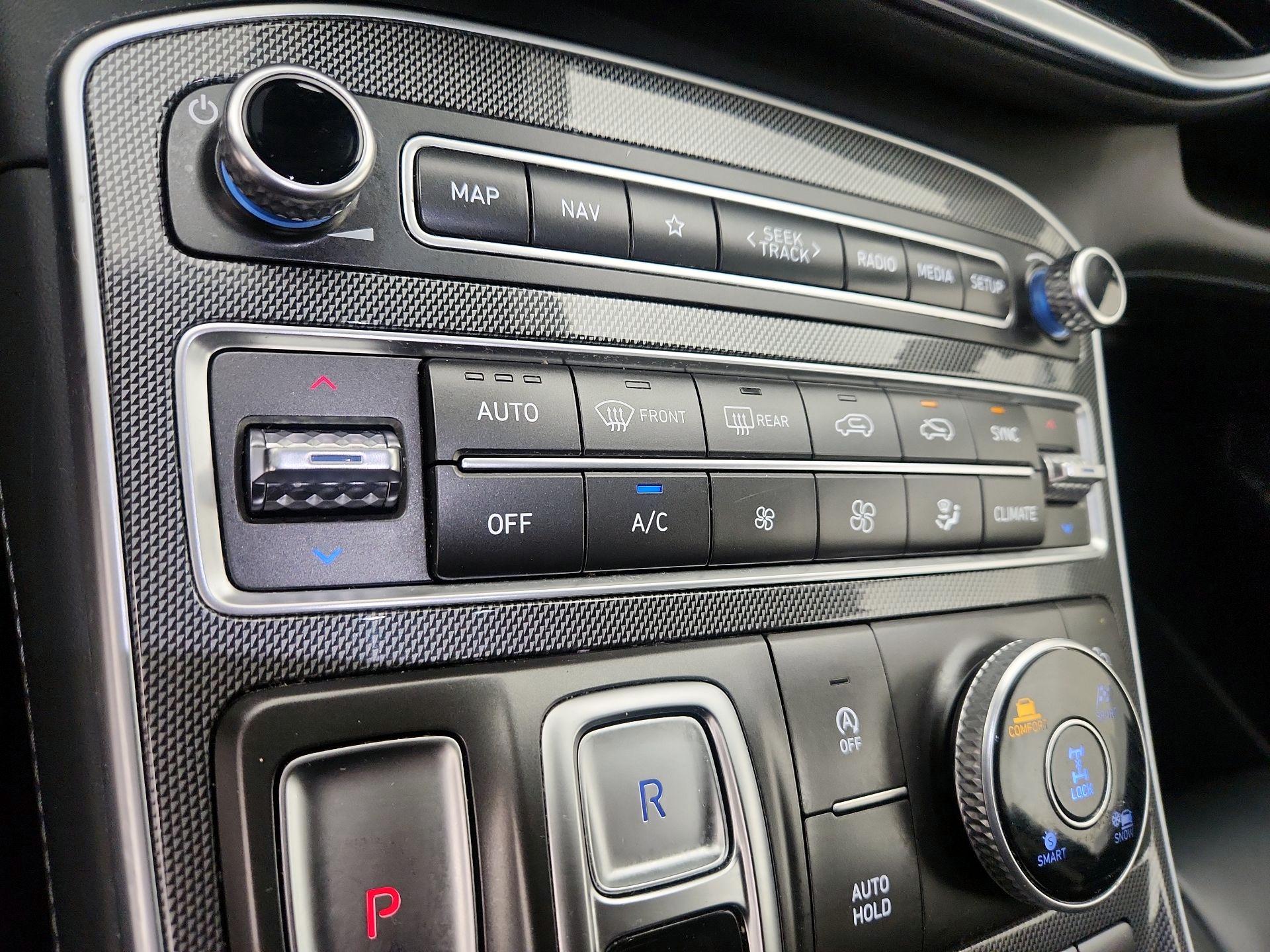 Thumbnail: 2023 Hyundai Santa Fe - 17